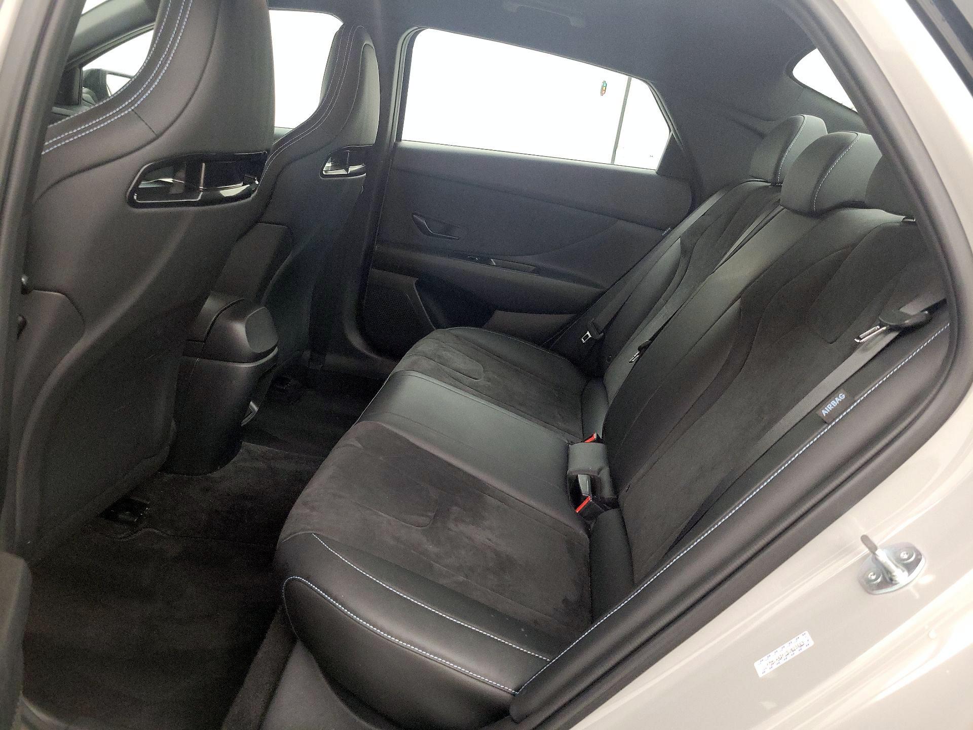 Thumbnail: 2025 Hyundai Elantra - 20