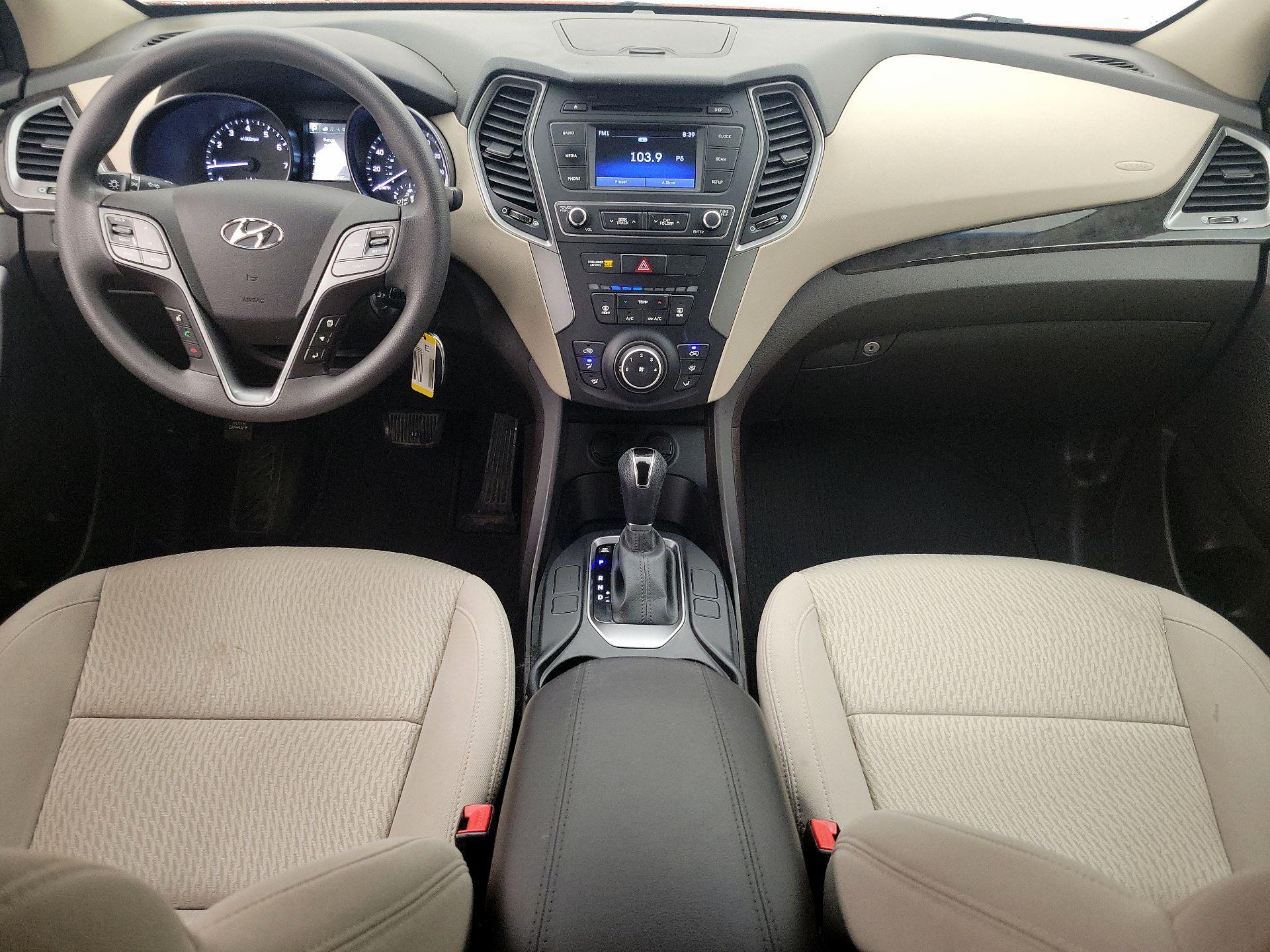 Thumbnail: 2017 Hyundai Santa Fe - 9