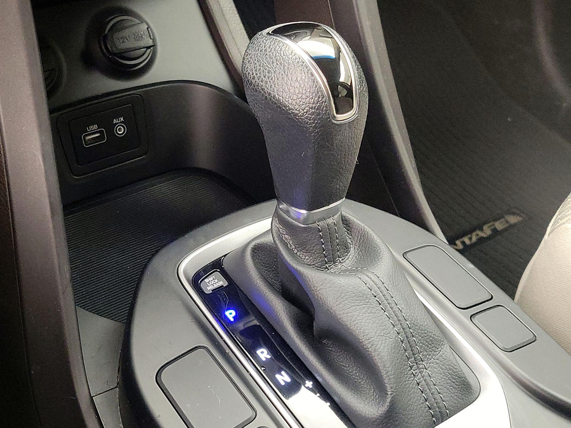 Thumbnail: 2017 Hyundai Santa Fe - 17