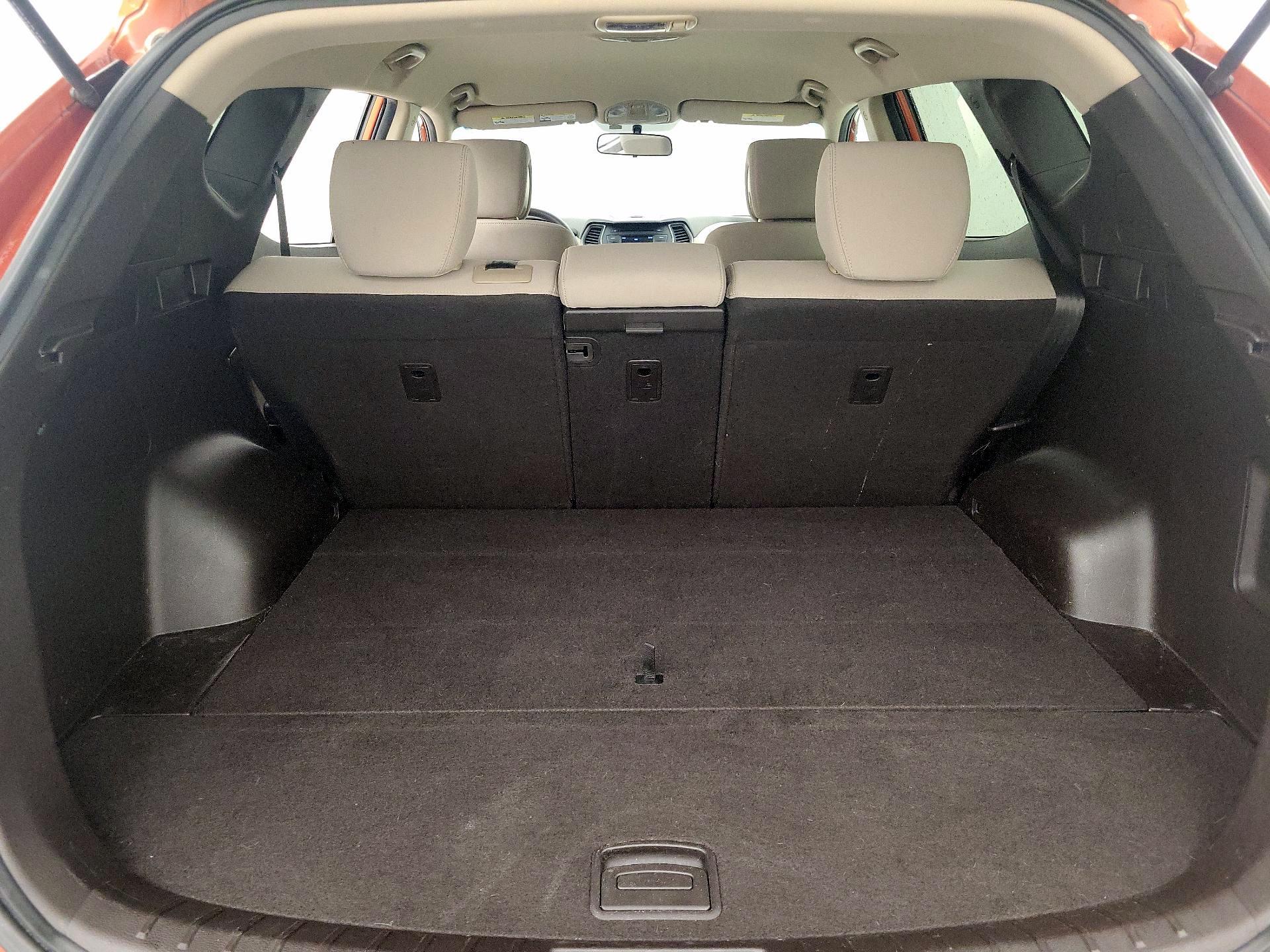 Thumbnail: 2017 Hyundai Santa Fe - 20