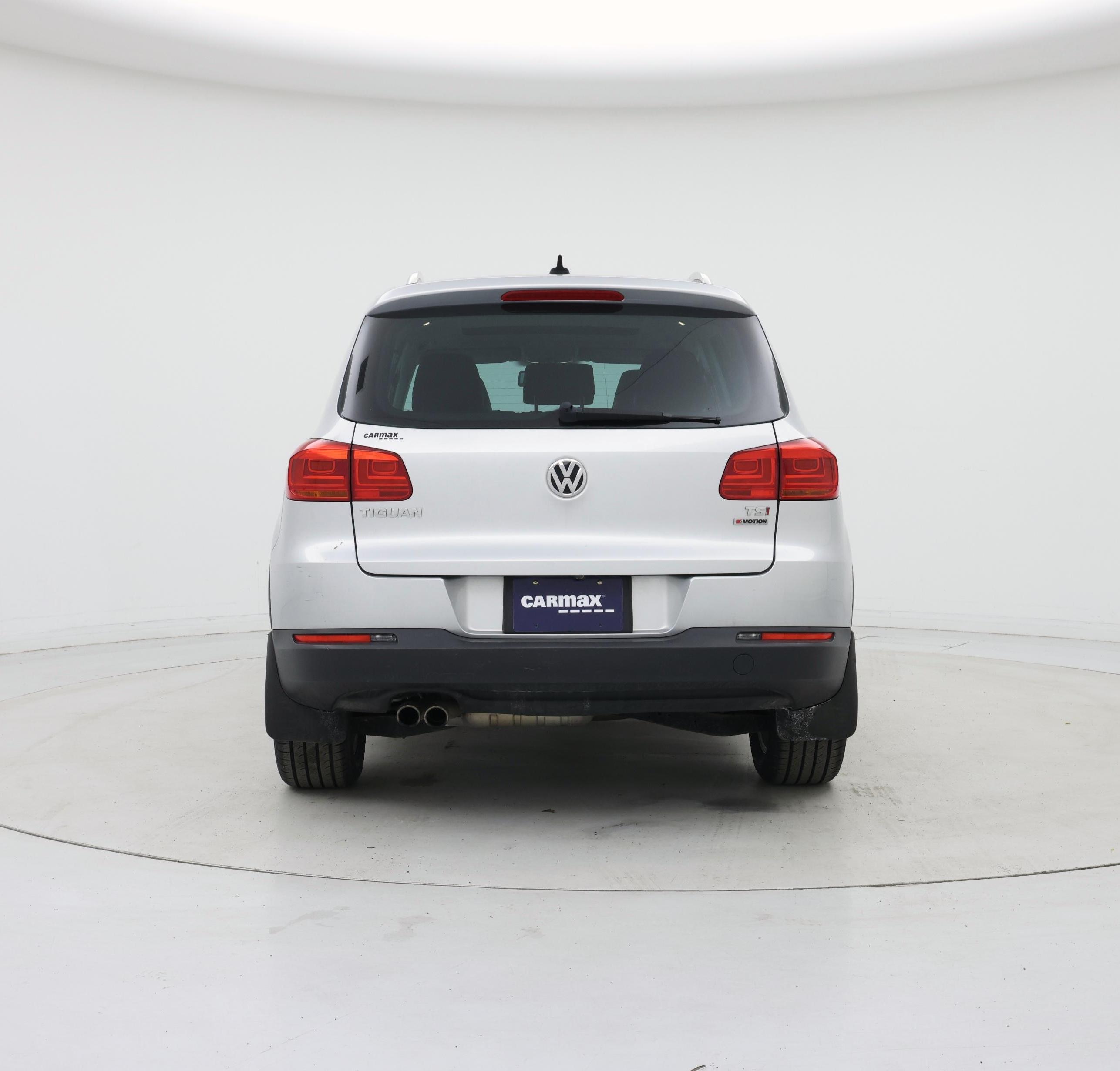 Thumbnail: 2017 Volkswagen Tiguan - 6