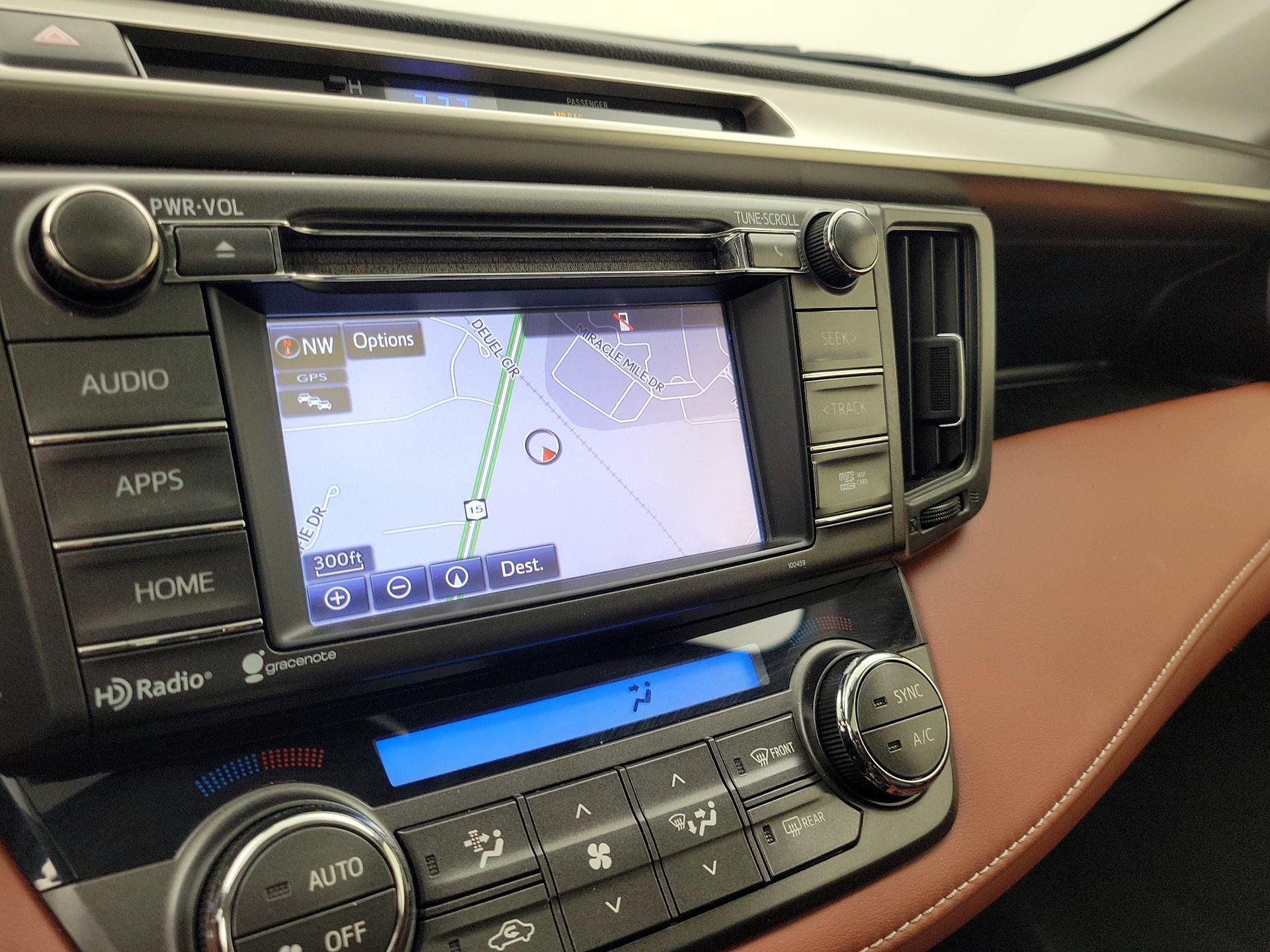 Thumbnail: 2015 Toyota RAV4 - 14