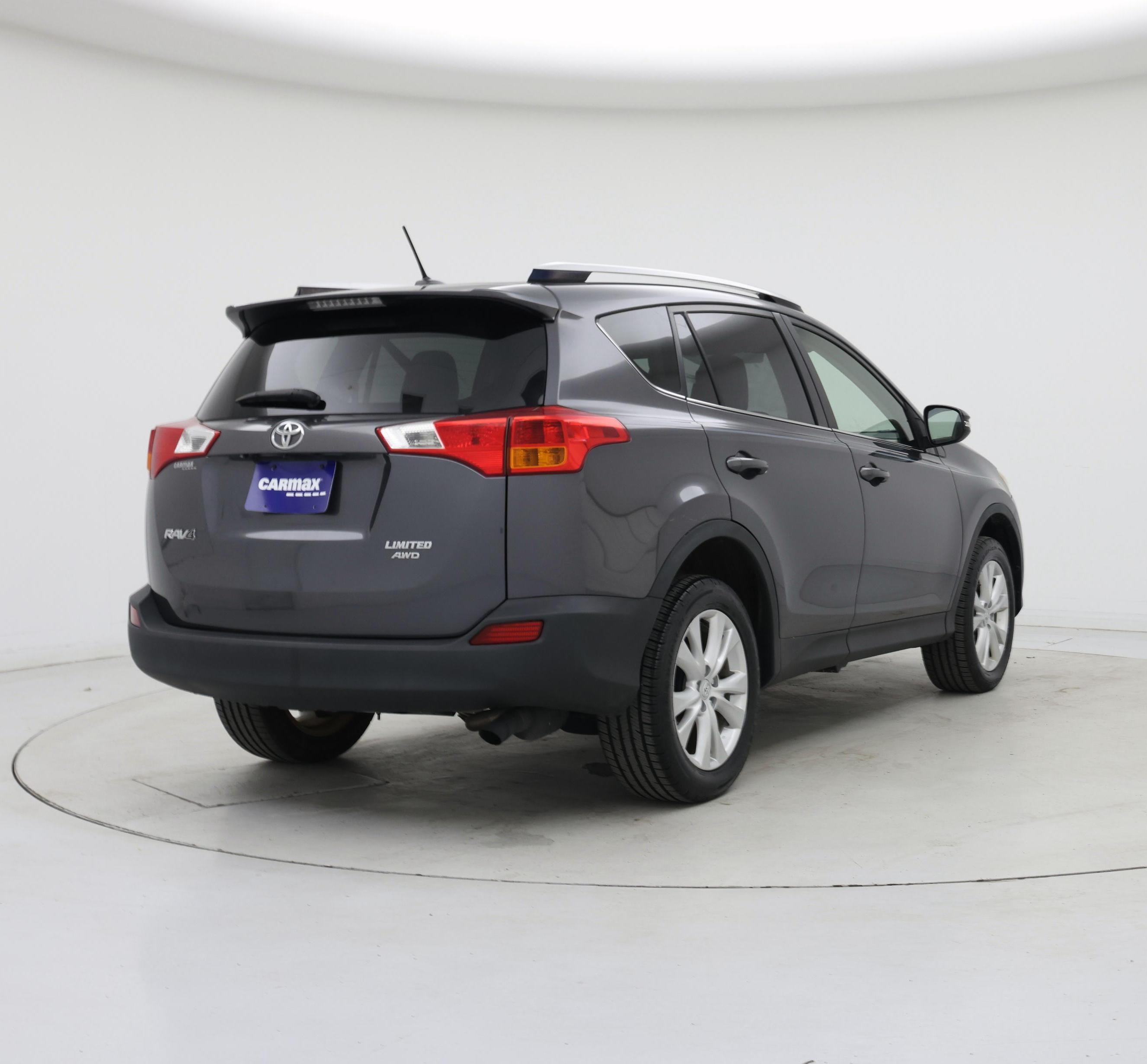 Thumbnail: 2015 Toyota RAV4 - 8