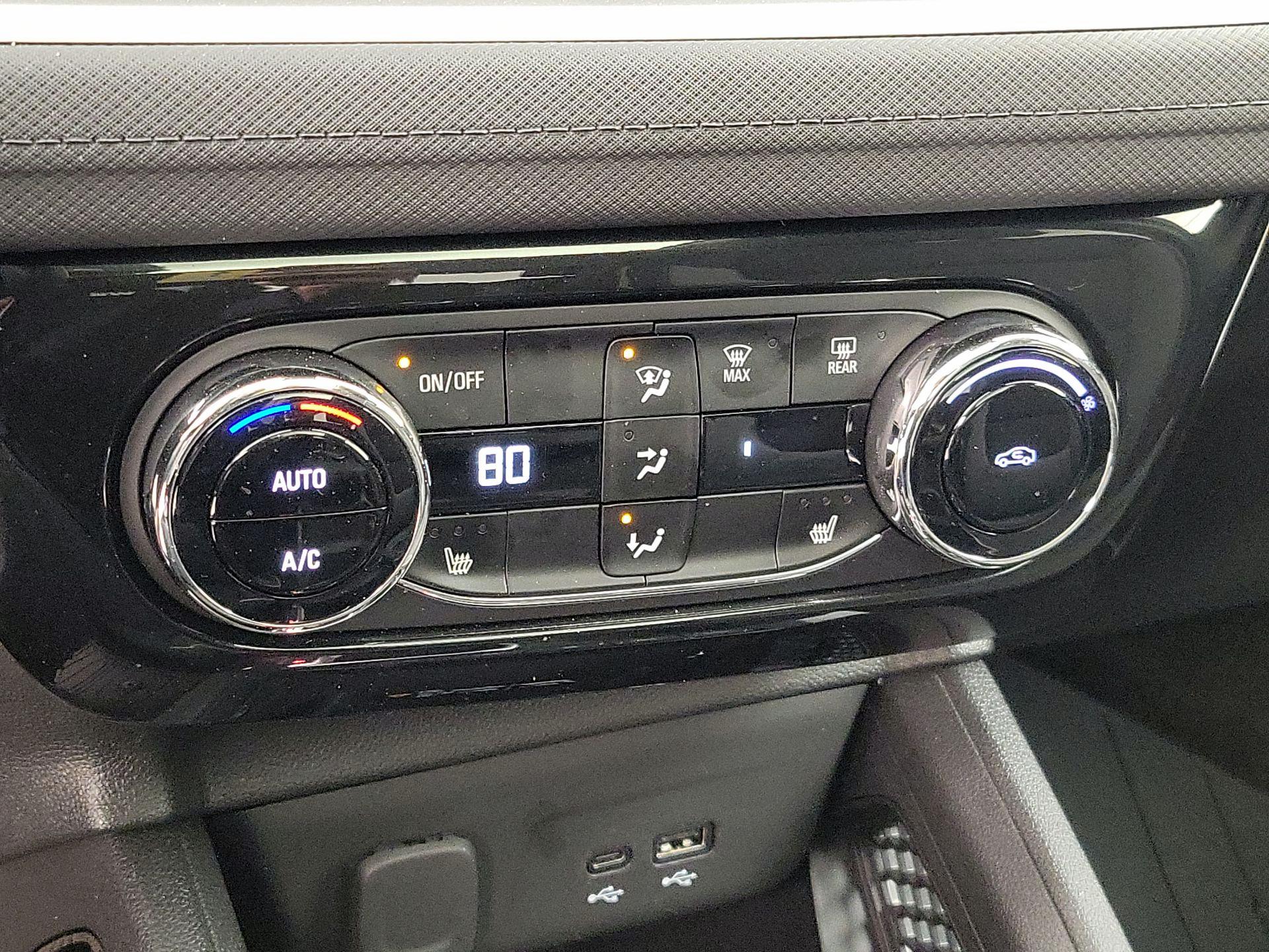 Thumbnail: 2024 Chevrolet TrailBlazer - 16