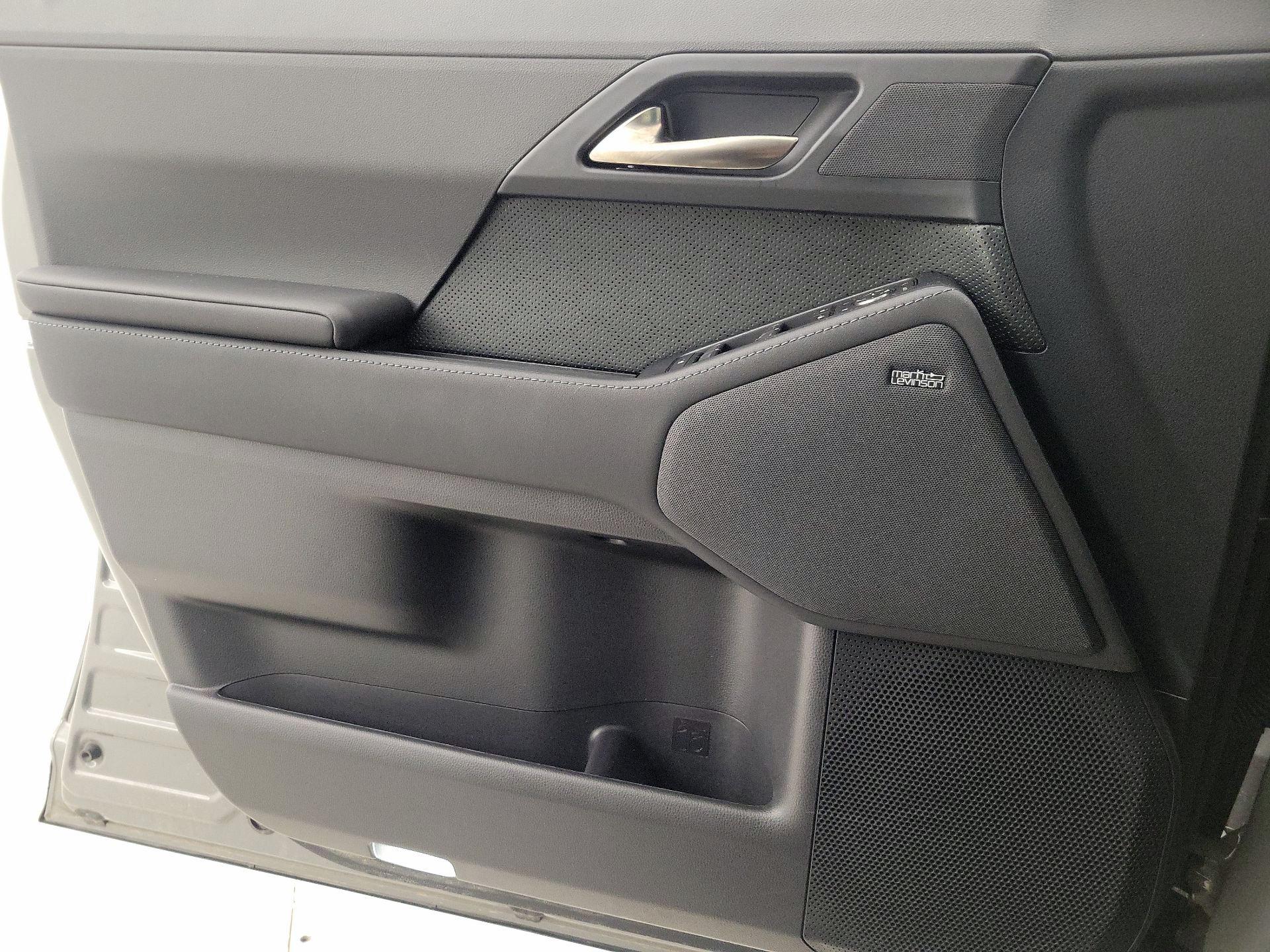 Thumbnail: 2025 Lexus GX - 12