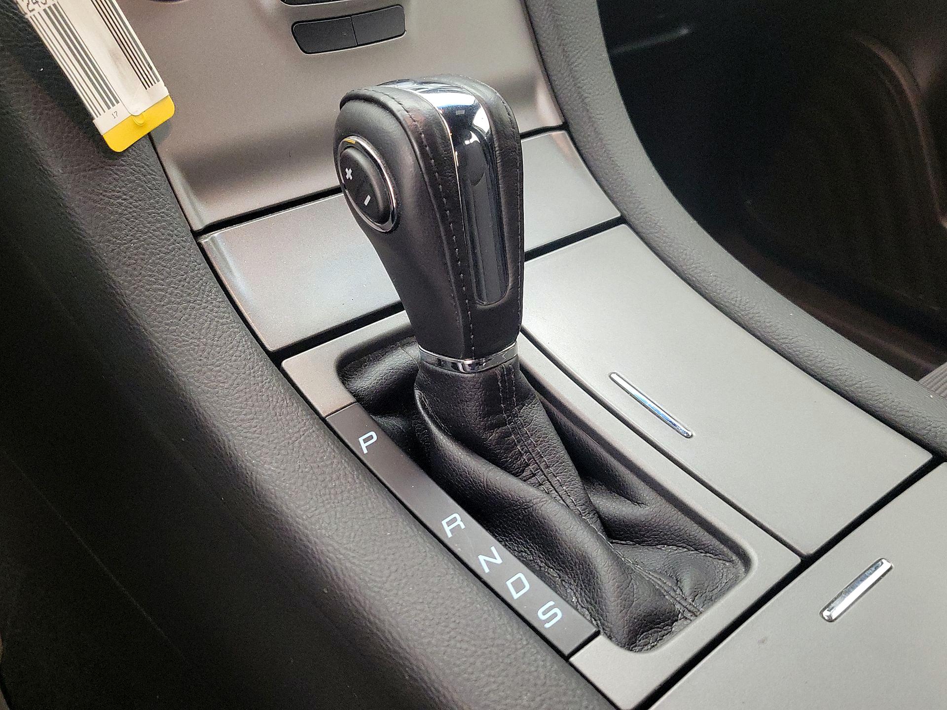 Thumbnail: 2017 Ford Taurus - 17