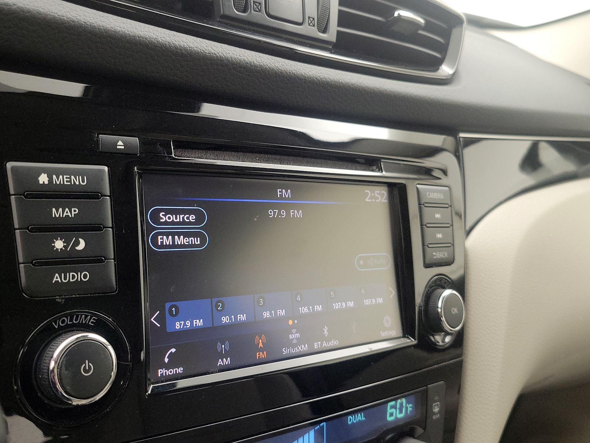 Thumbnail: 2019 Nissan Rogue Sport - 14