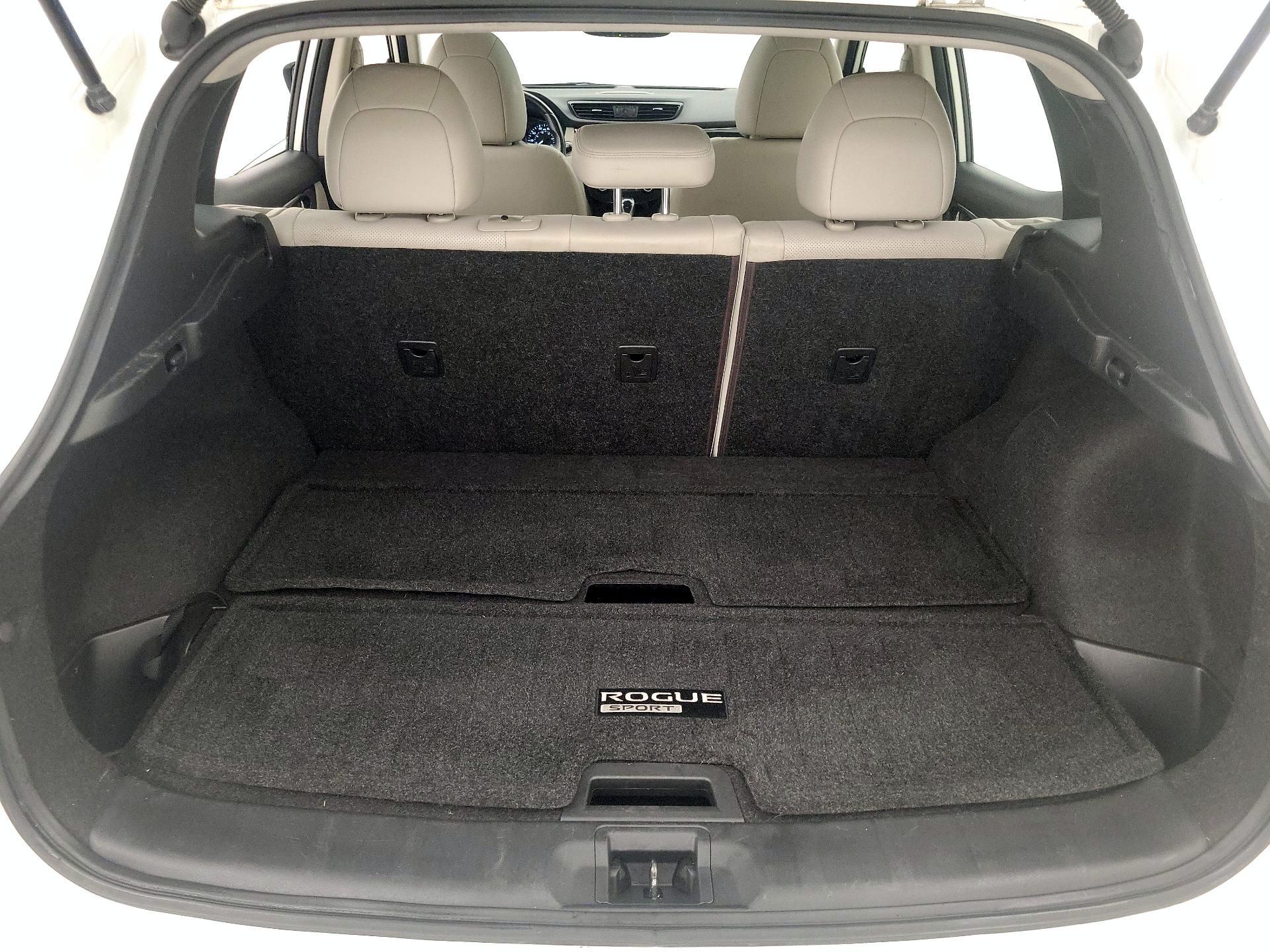 Thumbnail: 2019 Nissan Rogue Sport - 20