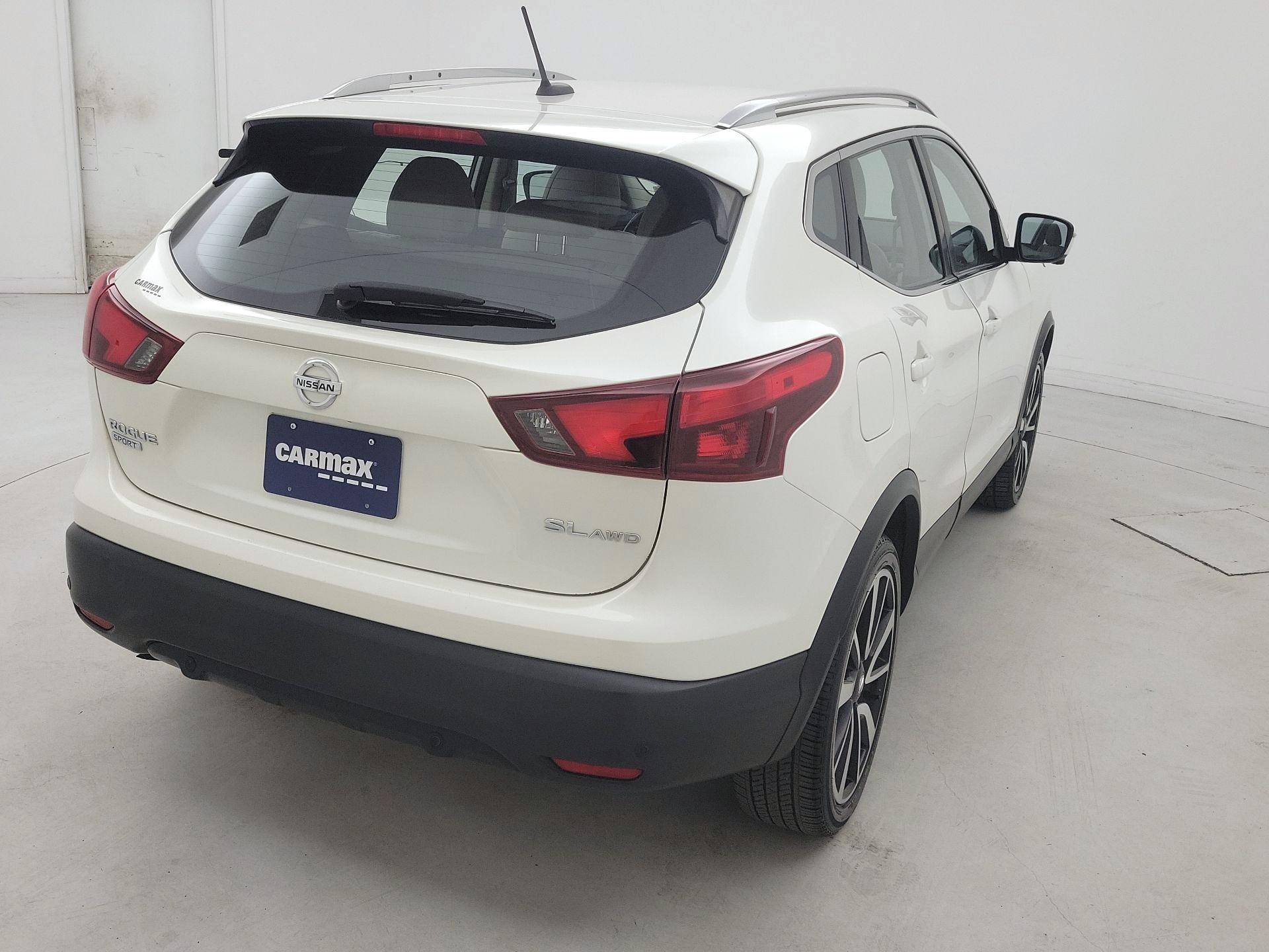 Thumbnail: 2019 Nissan Rogue Sport - 5