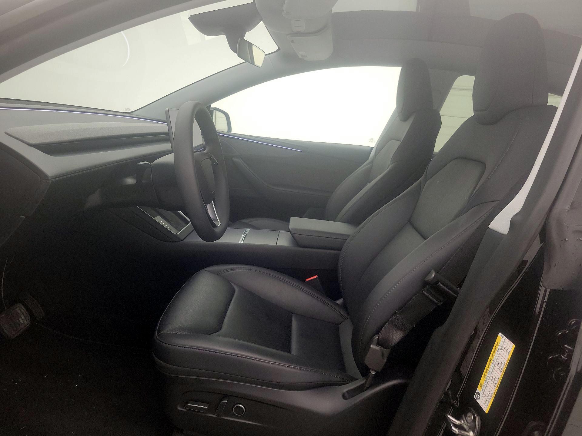 Thumbnail: 2026 Tesla Model Y - 11