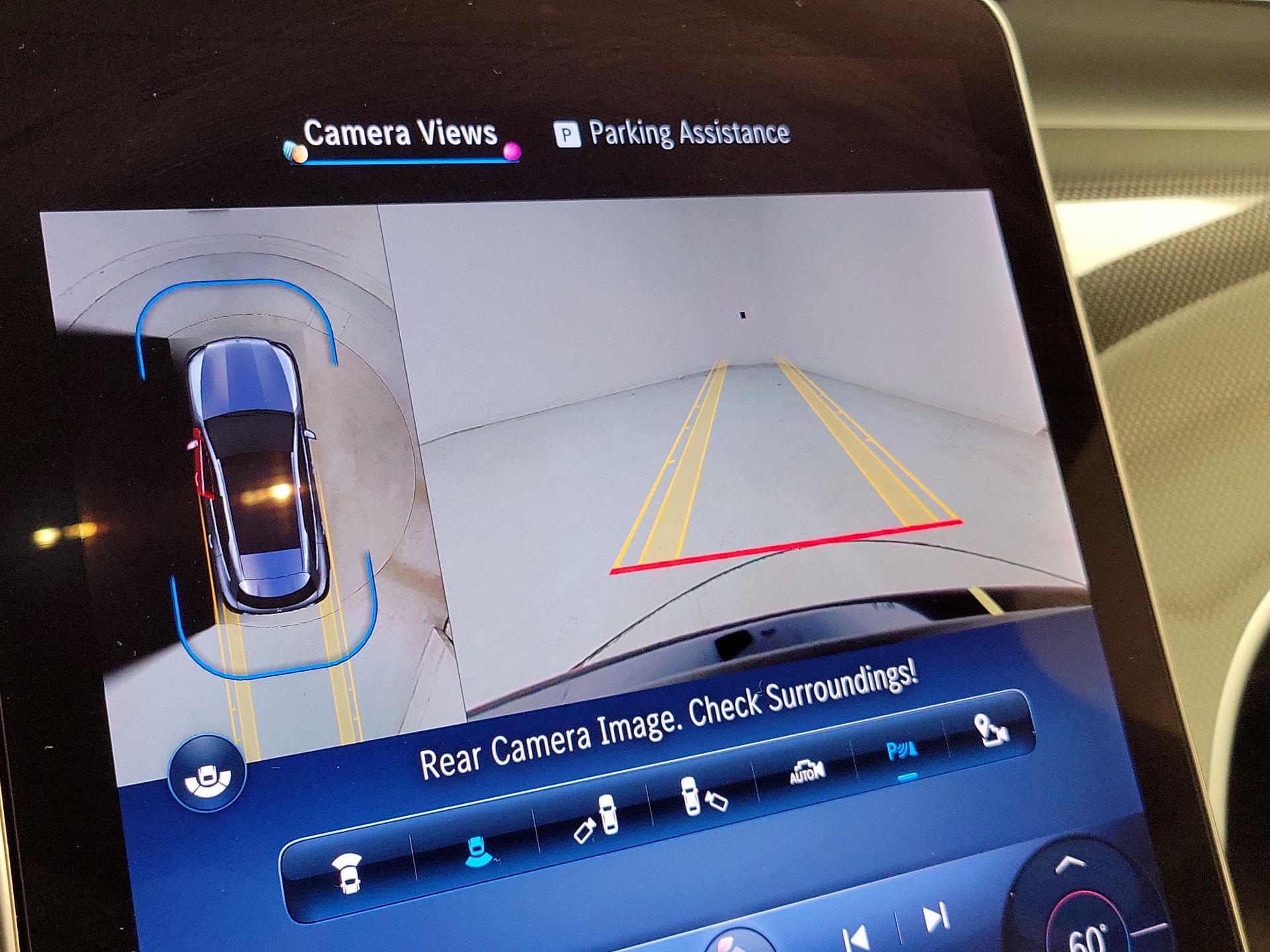 Thumbnail: 2024 Mercedes-Benz GLC - 15