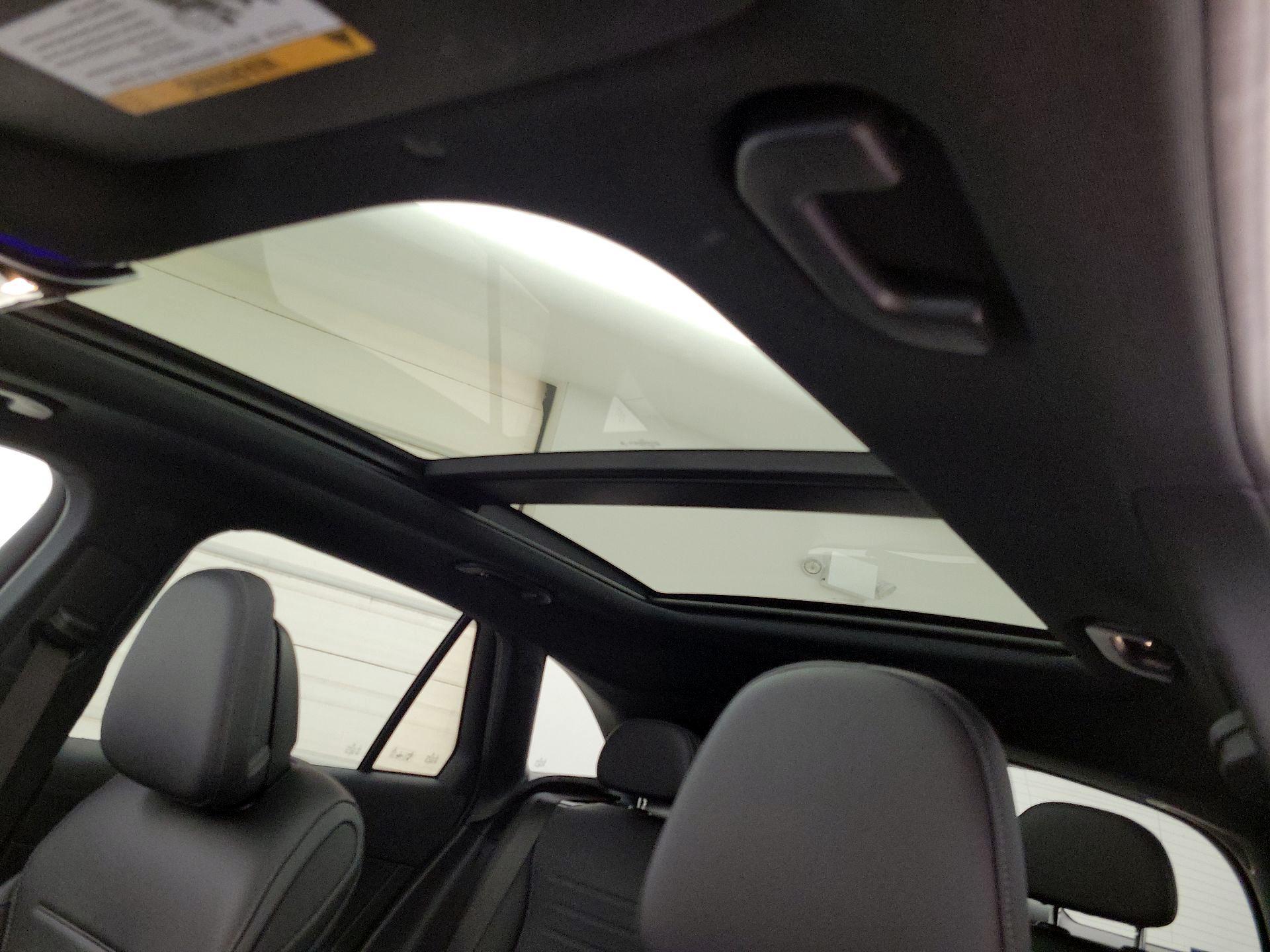 Thumbnail: 2024 Mercedes-Benz GLC - 20