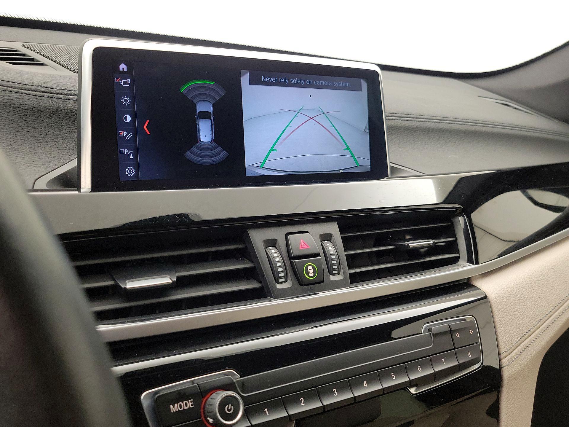 Thumbnail: 2022 BMW X1 - 15