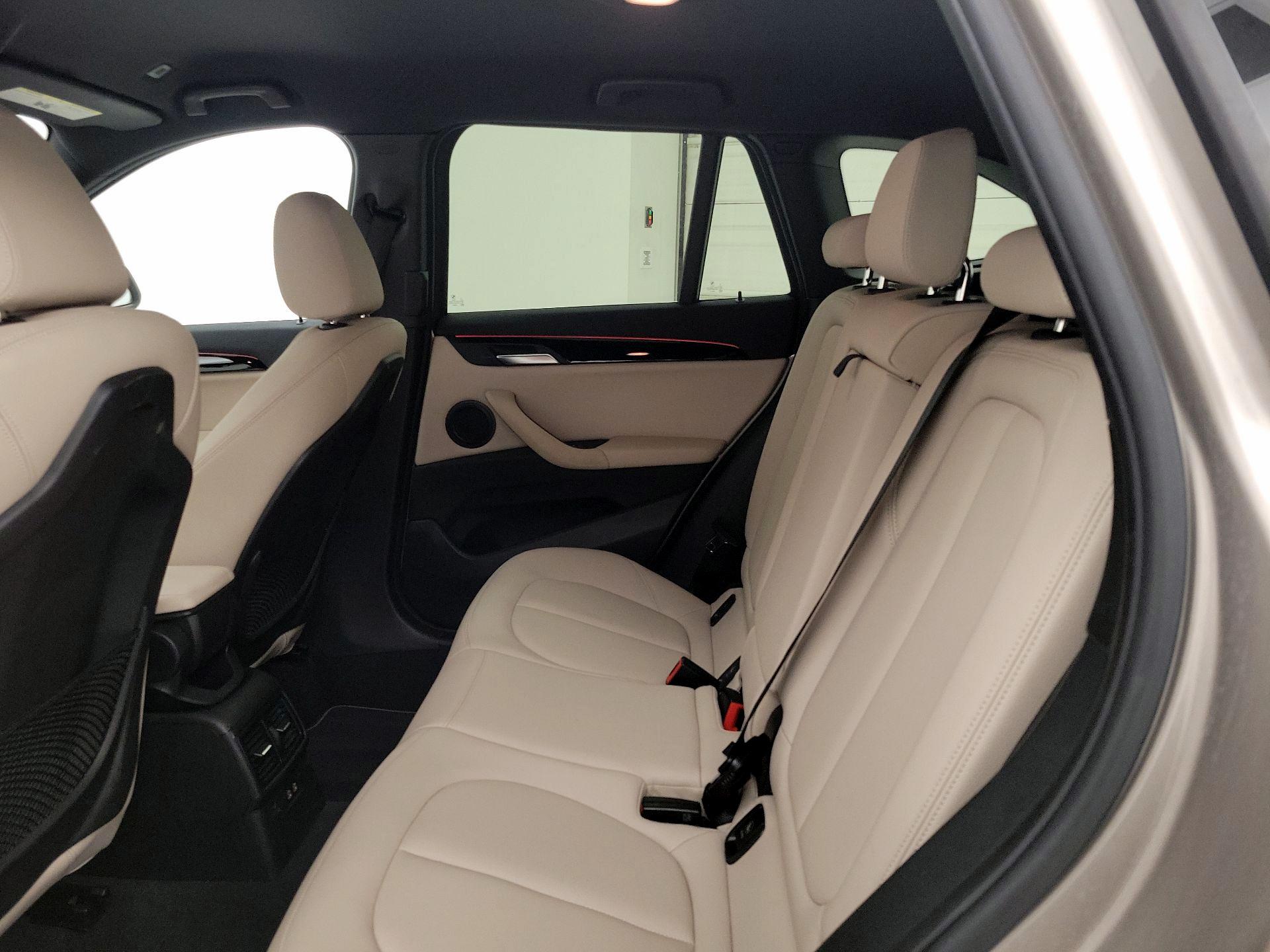 Thumbnail: 2022 BMW X1 - 20