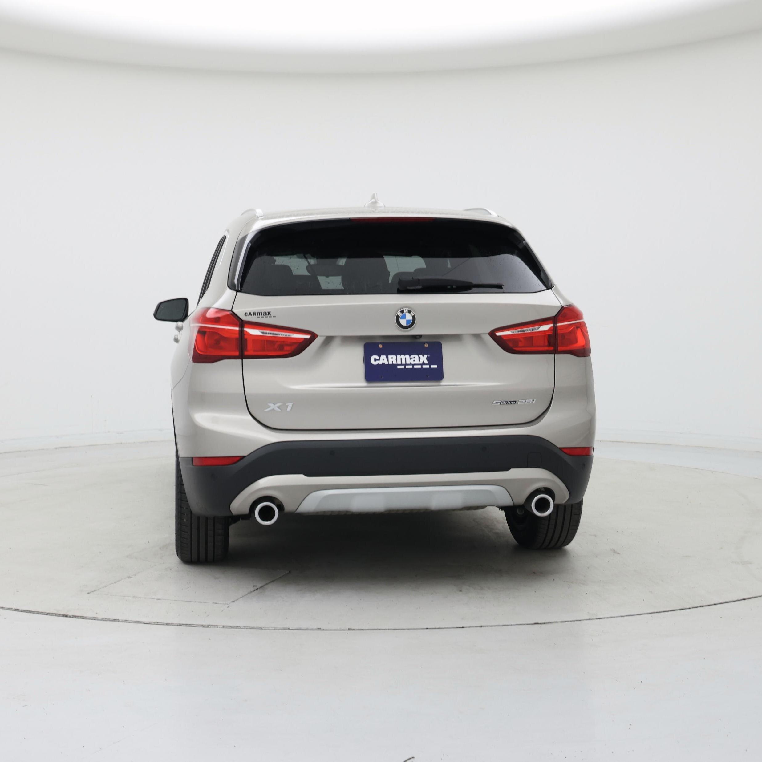 Thumbnail: 2022 BMW X1 - 6