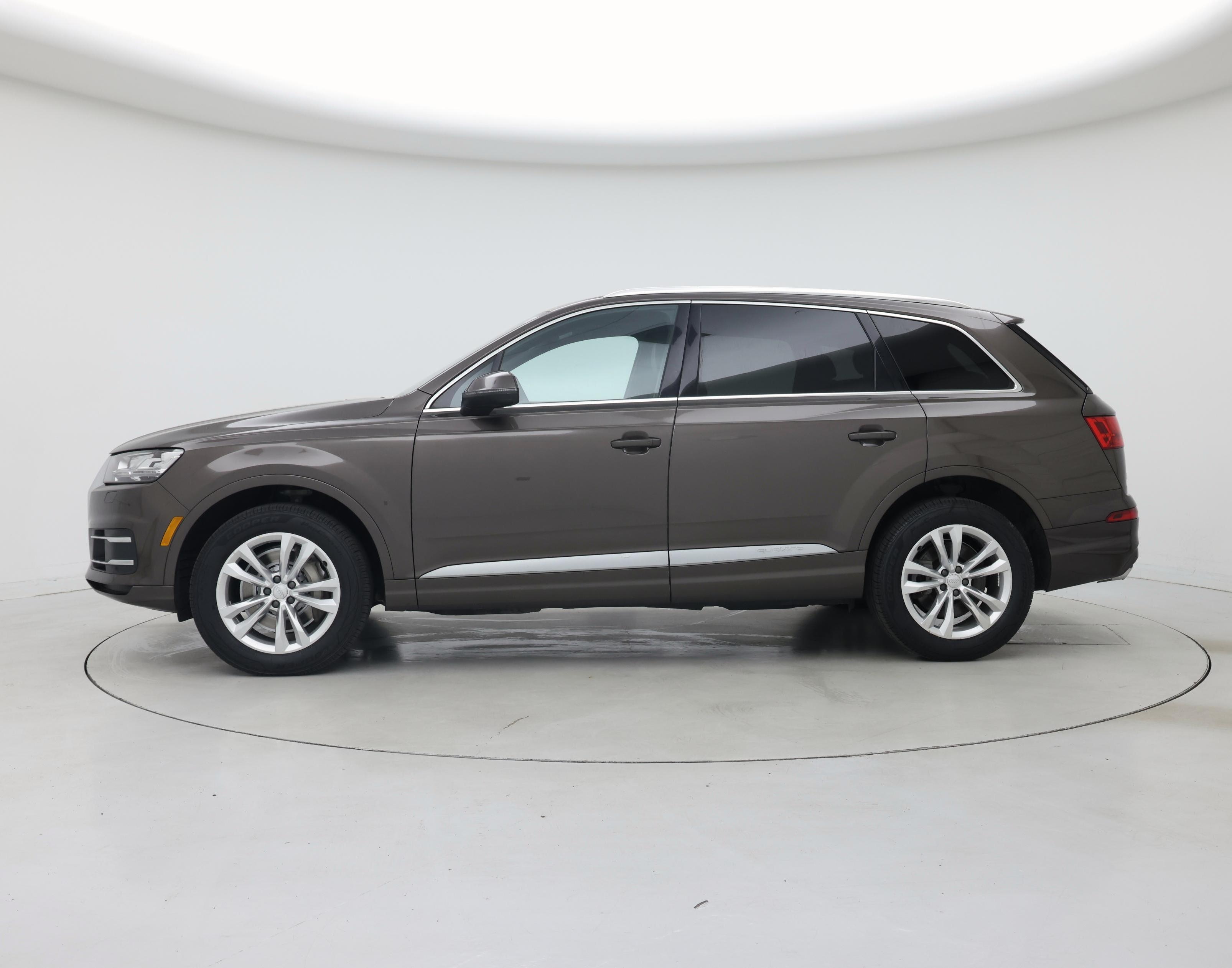 Thumbnail: 2018 Audi Q7 - 3