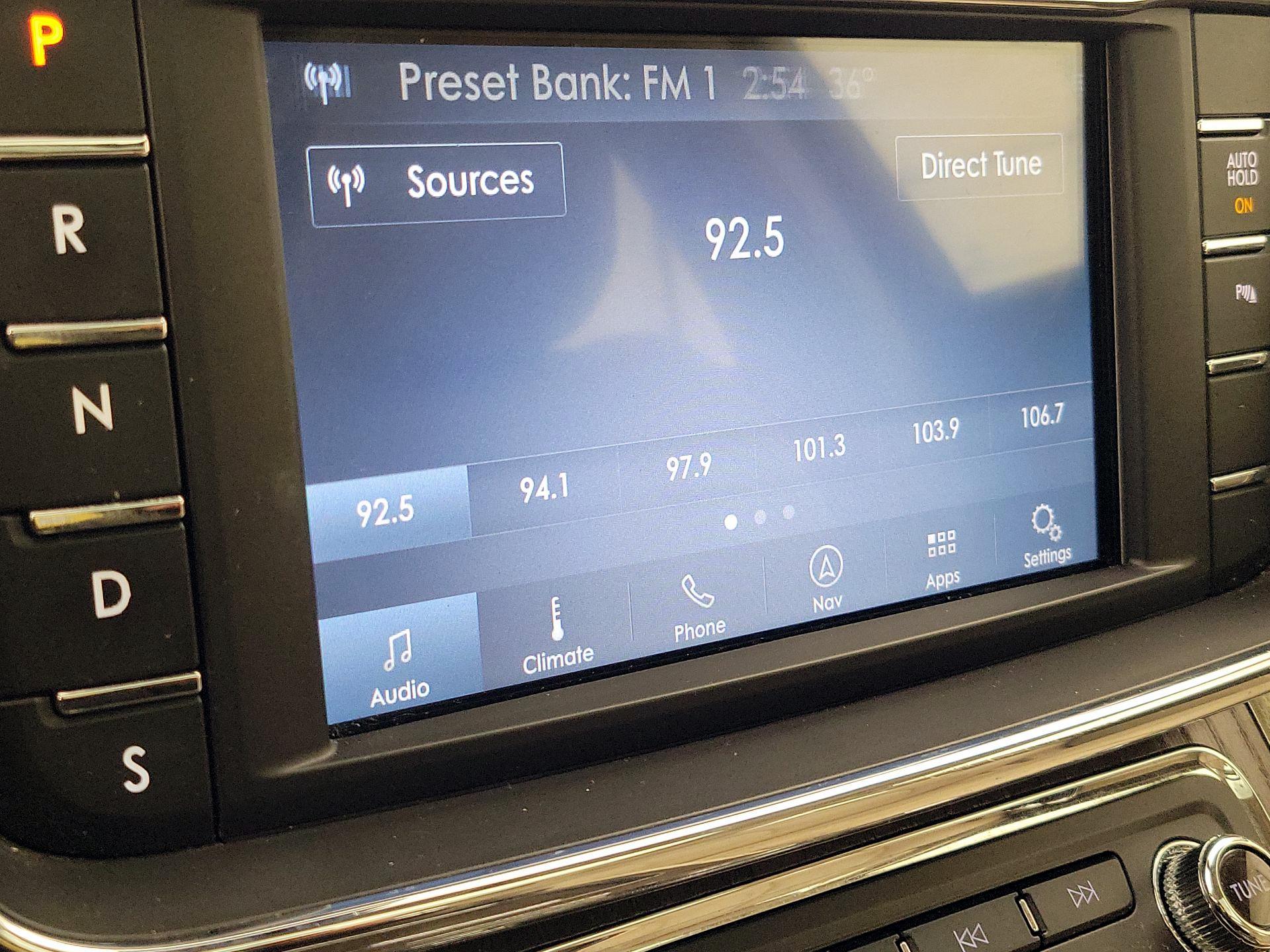 Thumbnail: 2019 Lincoln Continental - 16