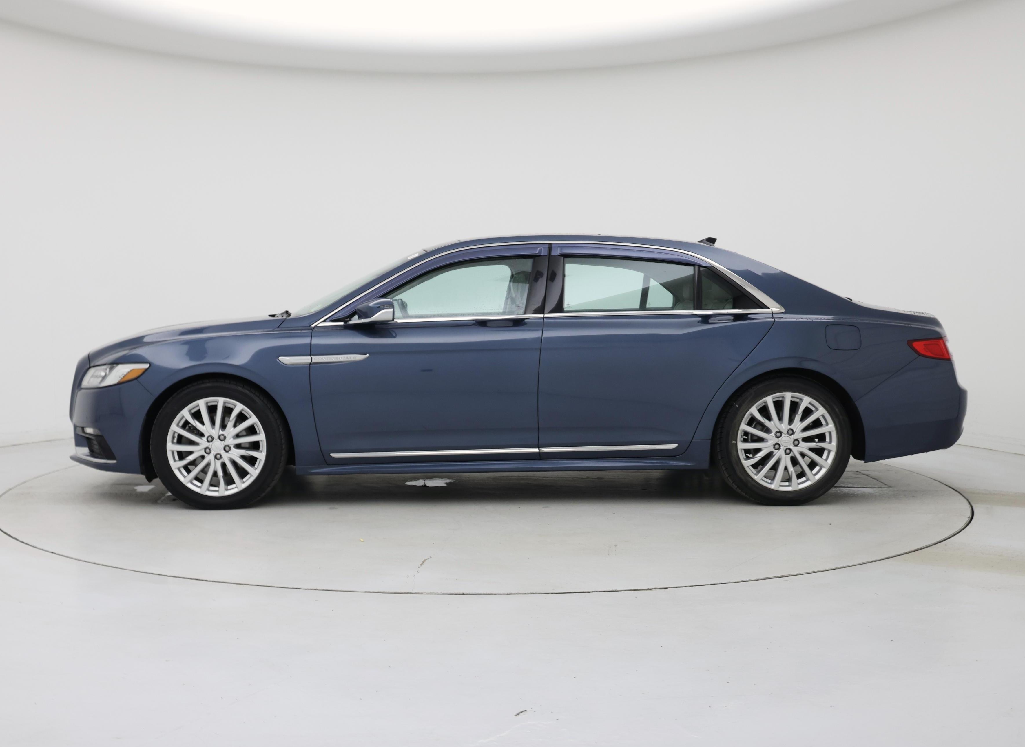 Thumbnail: 2019 Lincoln Continental - 3