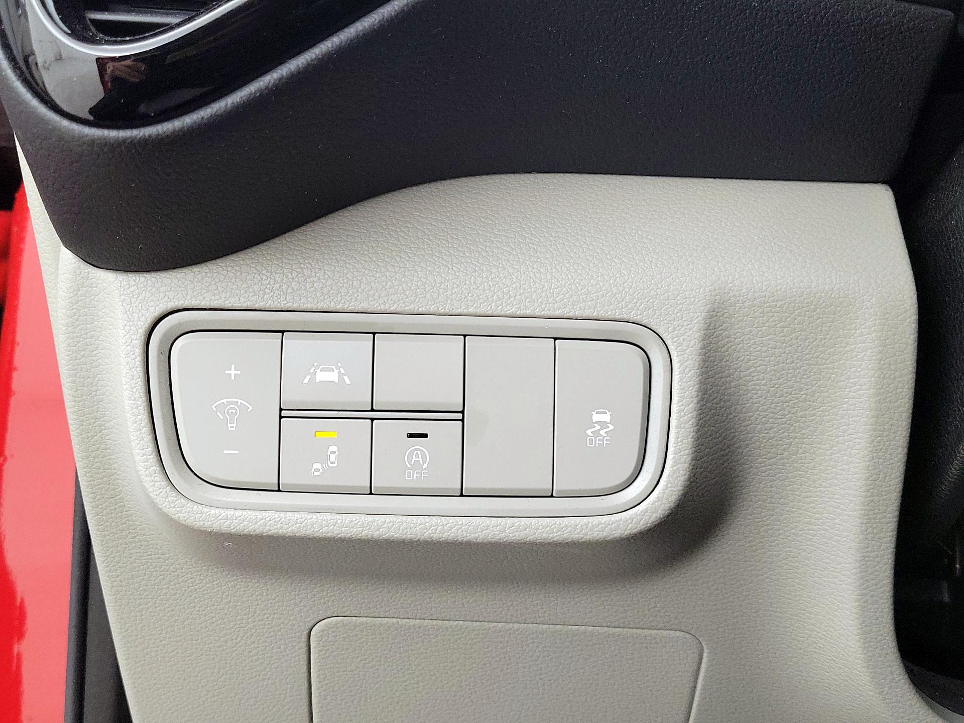 Thumbnail: 2020 Kia Soul - 13