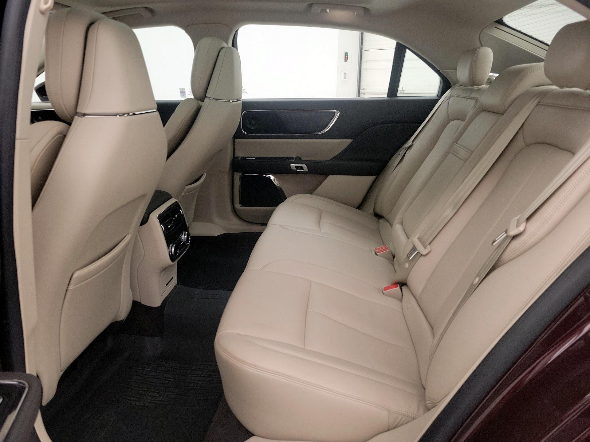 Thumbnail: 2017 Lincoln Continental - 19