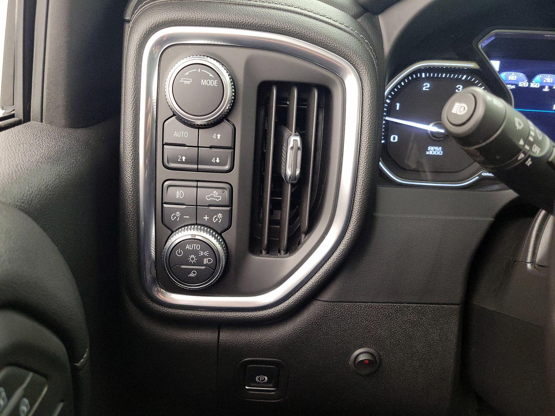 Thumbnail: 2020 GMC Sierra 3500 - 13
