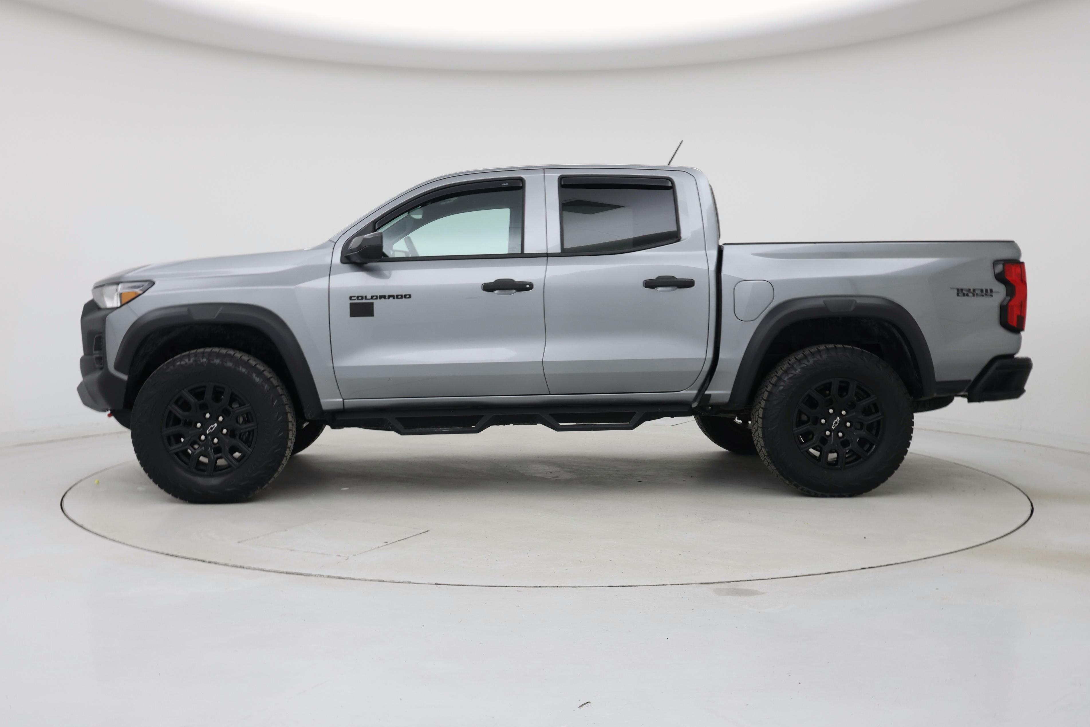 Thumbnail: 2025 Chevrolet Colorado - 3
