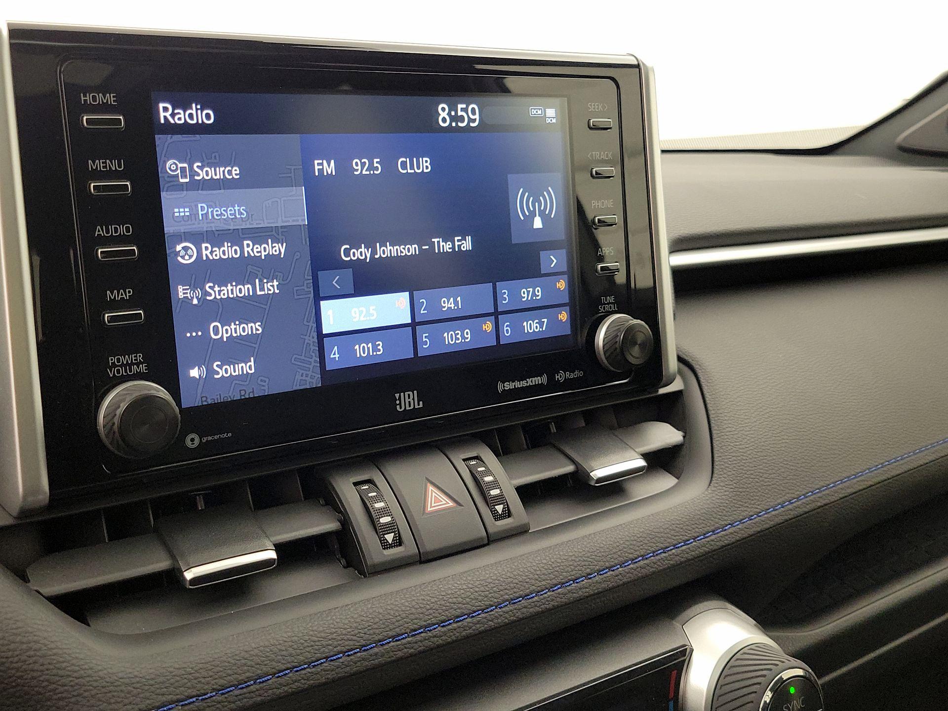 Thumbnail: 2021 Toyota RAV4 - 16