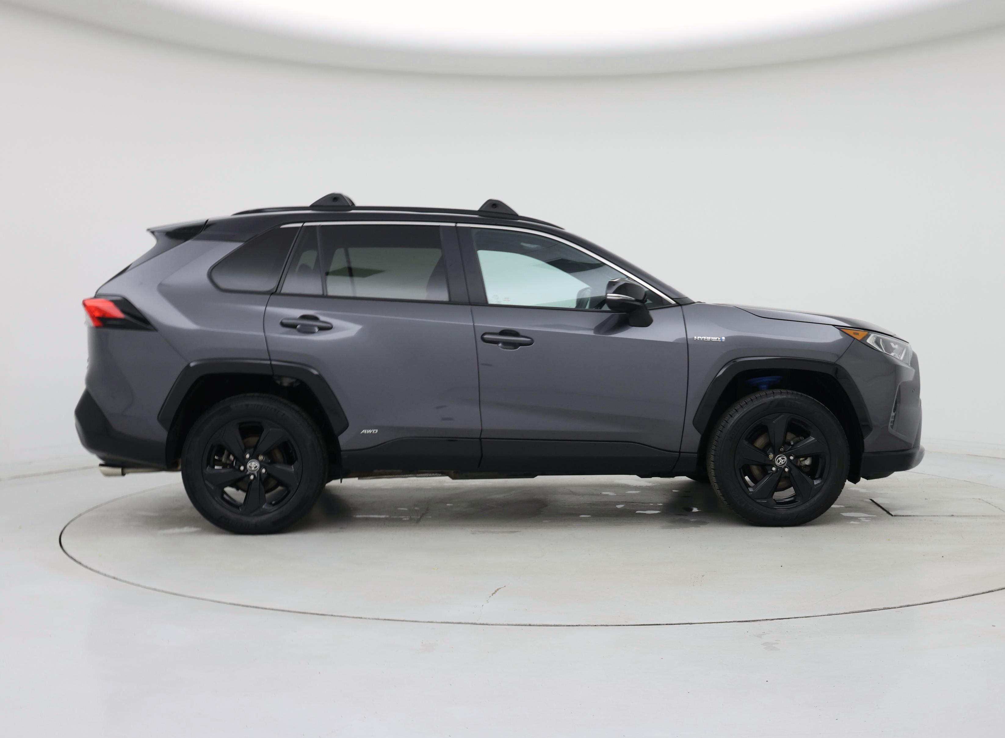 Thumbnail: 2021 Toyota RAV4 - 7