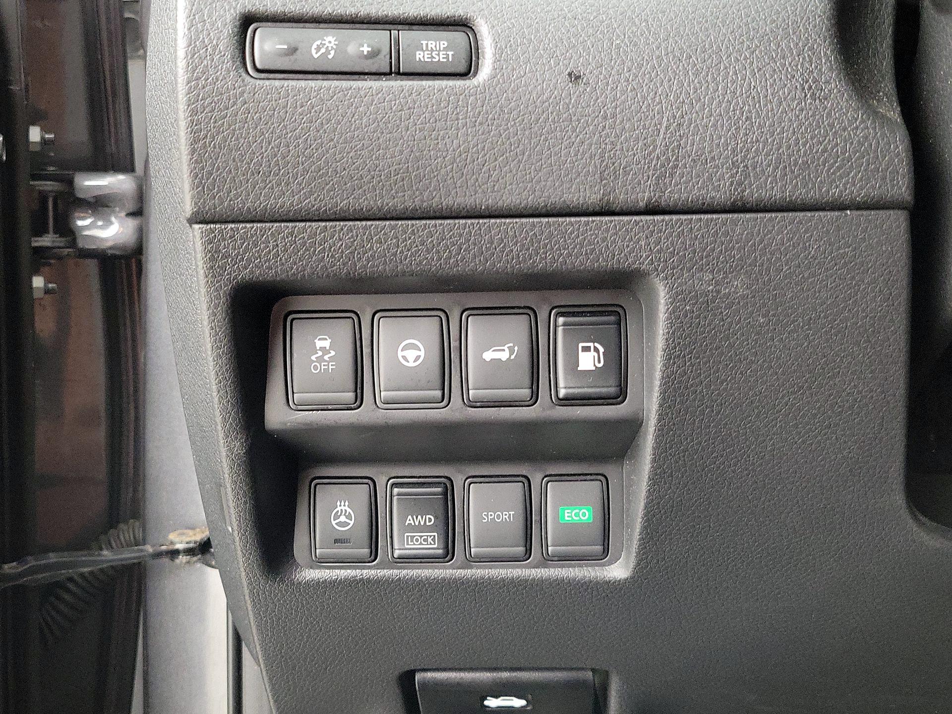 Thumbnail: 2019 Nissan Rogue - 13