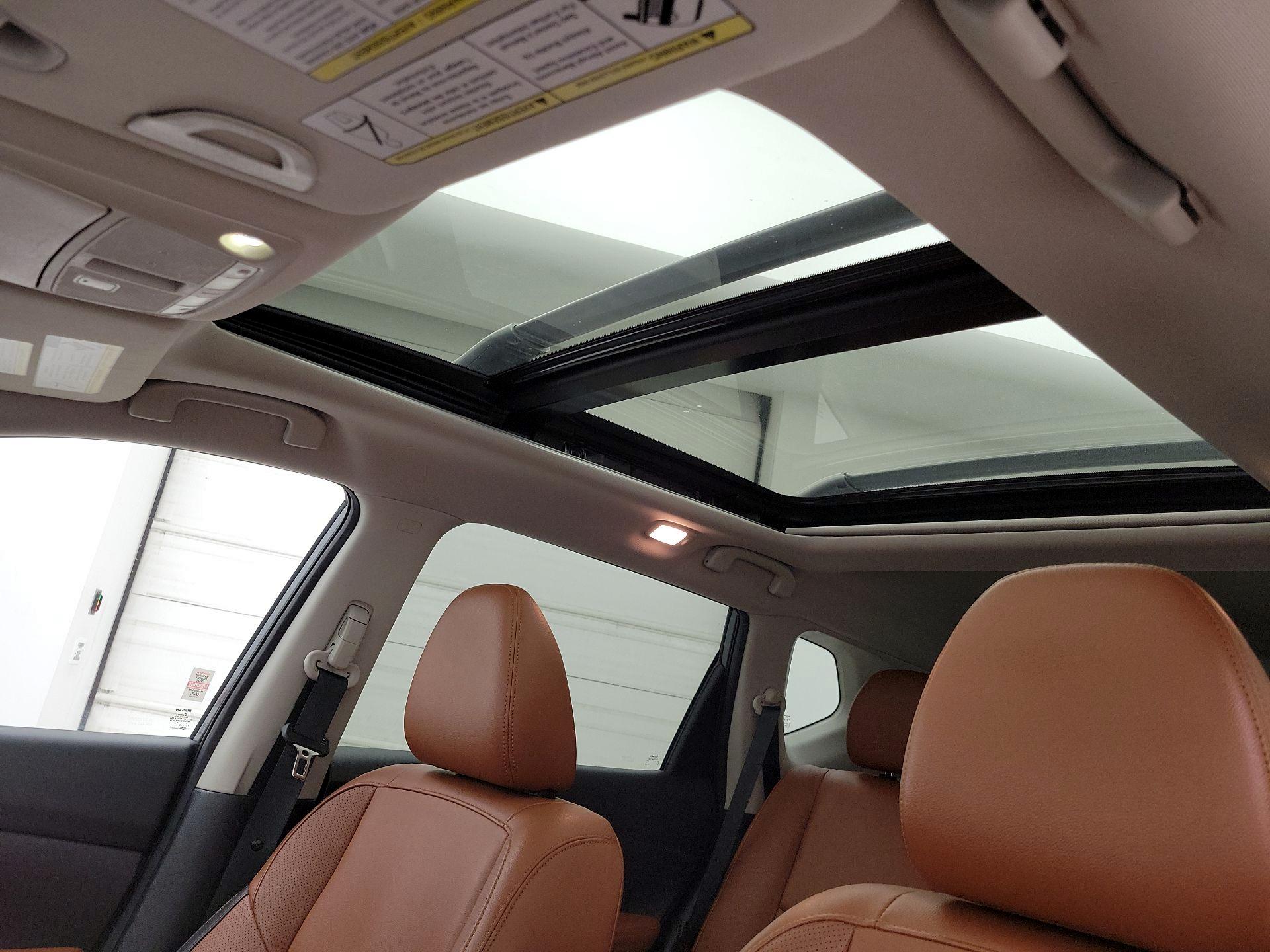 Thumbnail: 2019 Nissan Rogue - 19