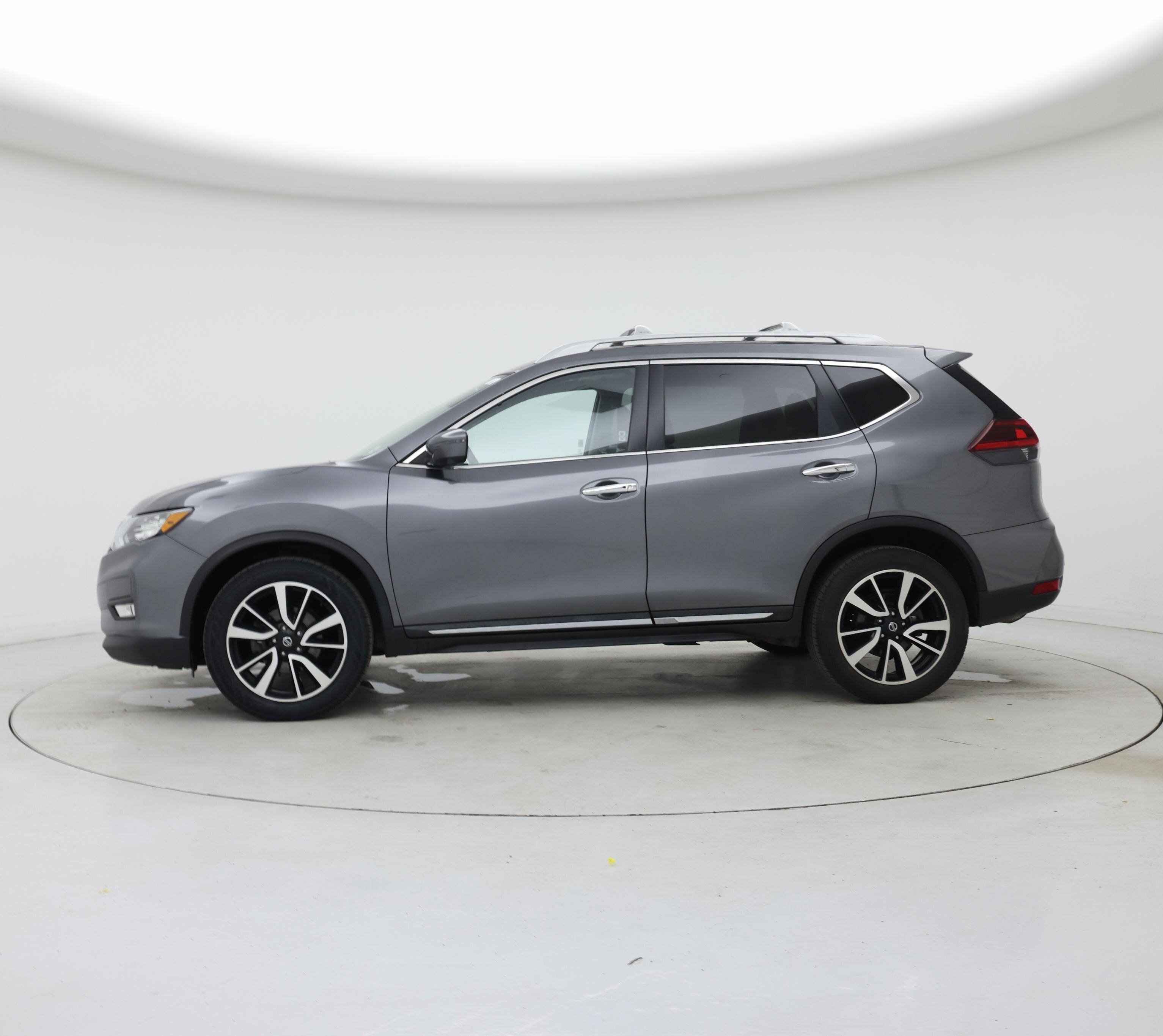 Thumbnail: 2019 Nissan Rogue - 3