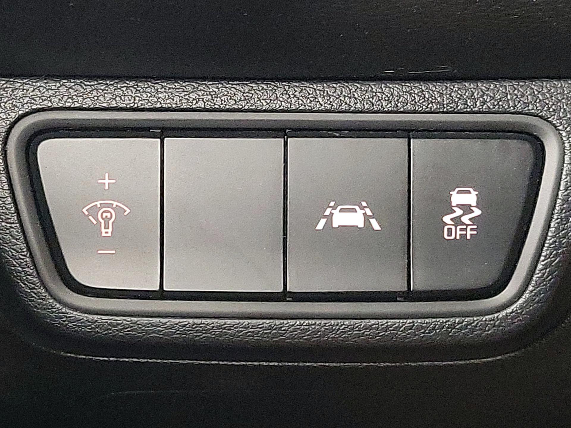 Thumbnail: 2021 Kia Forte - 13