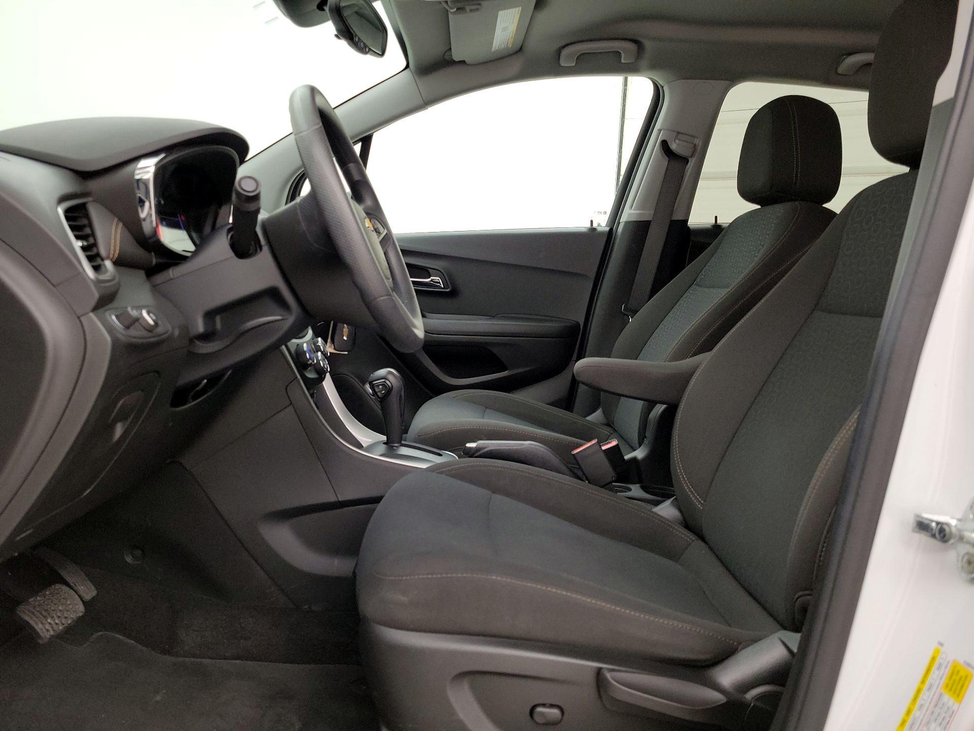 Thumbnail: 2021 Chevrolet Trax - 11