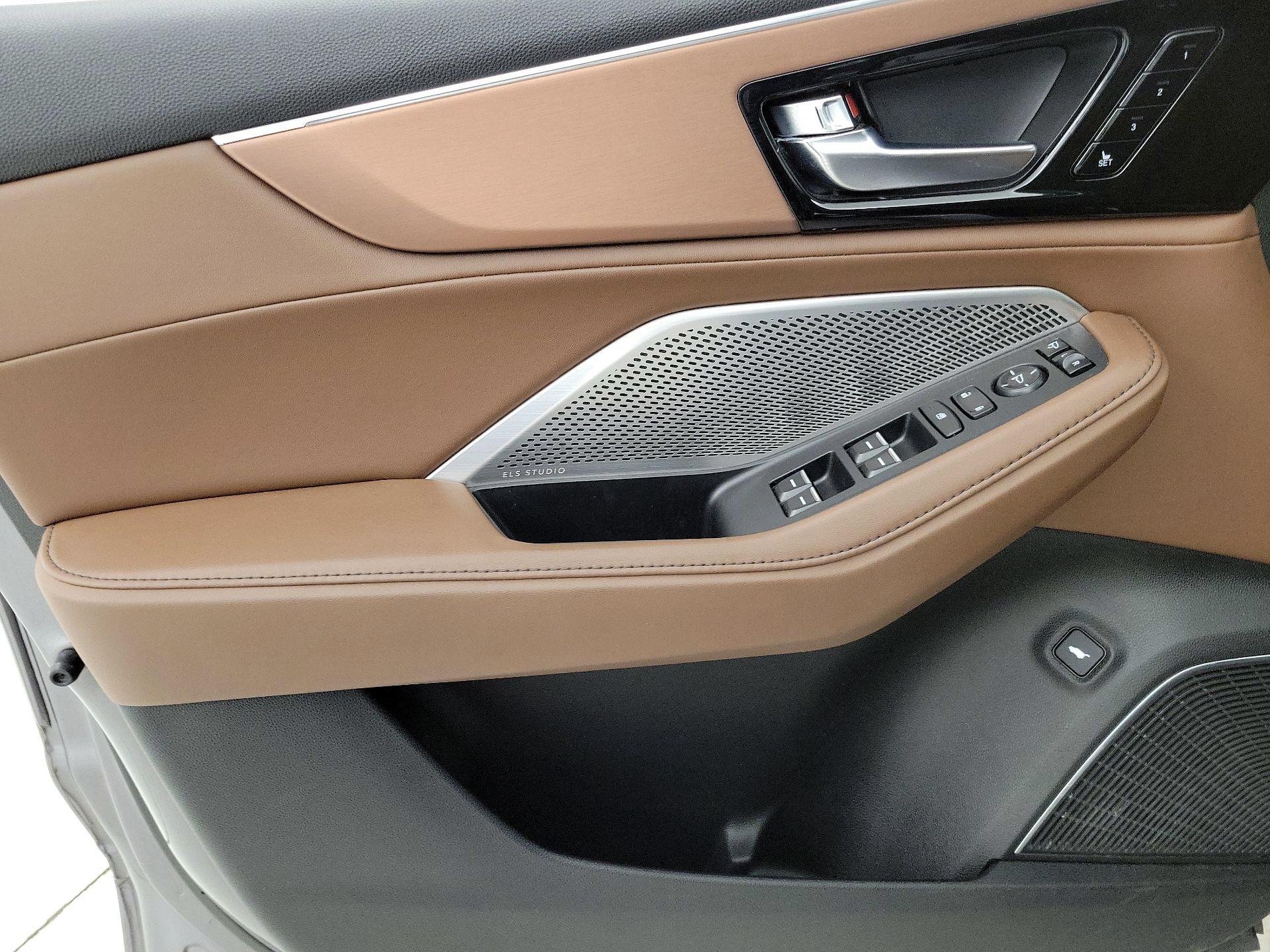 Thumbnail: 2022 Acura MDX - 12