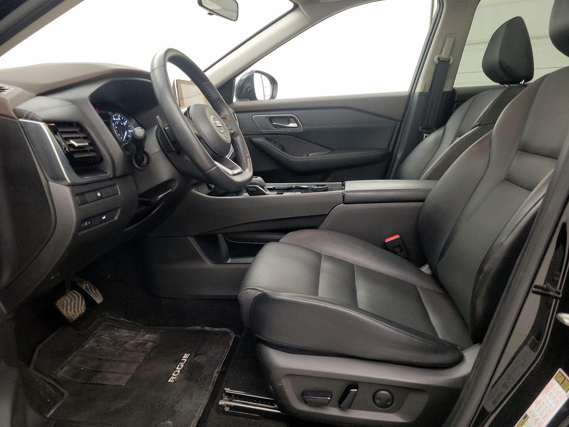 Thumbnail: 2021 Nissan Rogue - 11