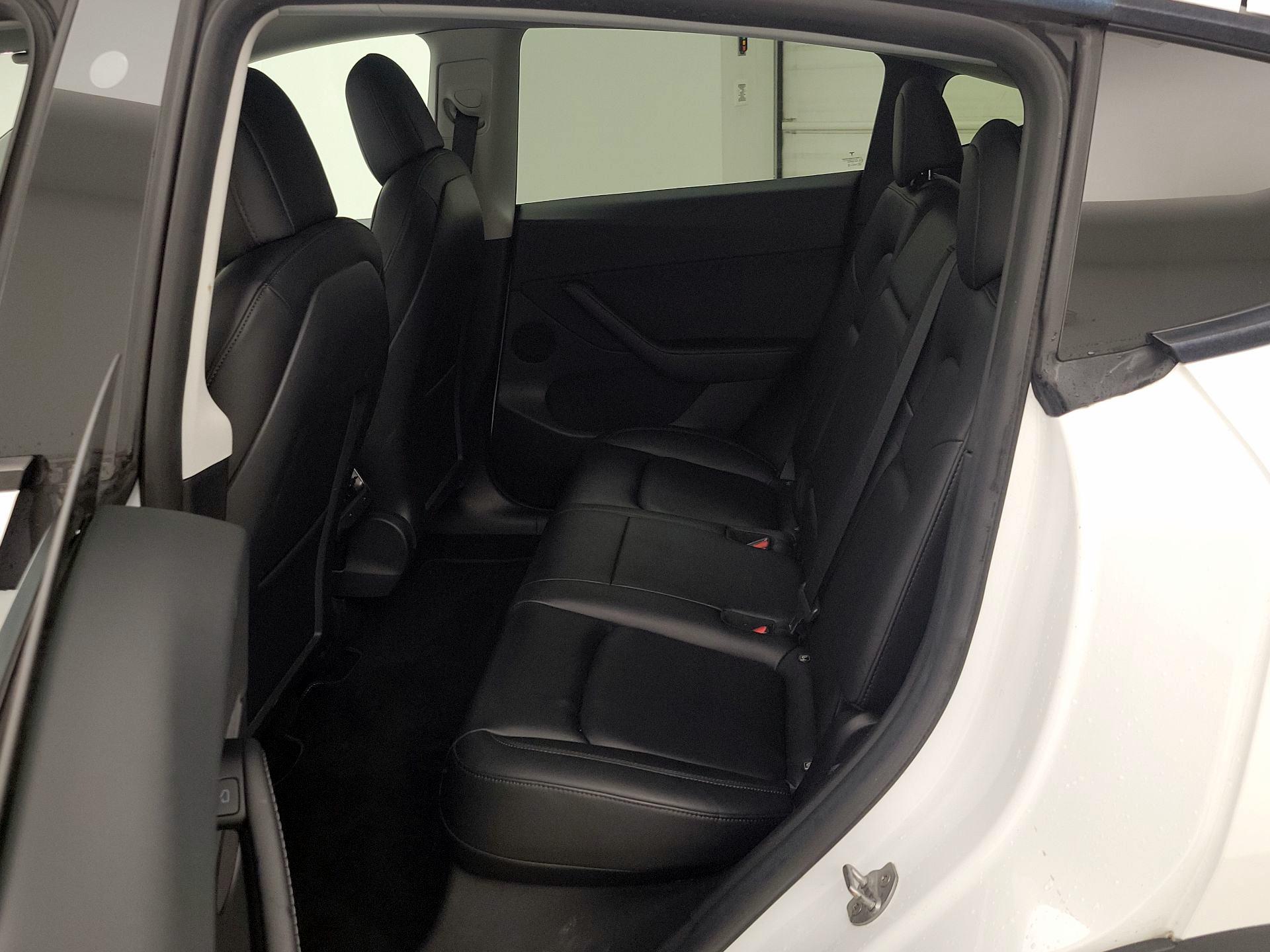 Thumbnail: 2021 Tesla Model Y - 19