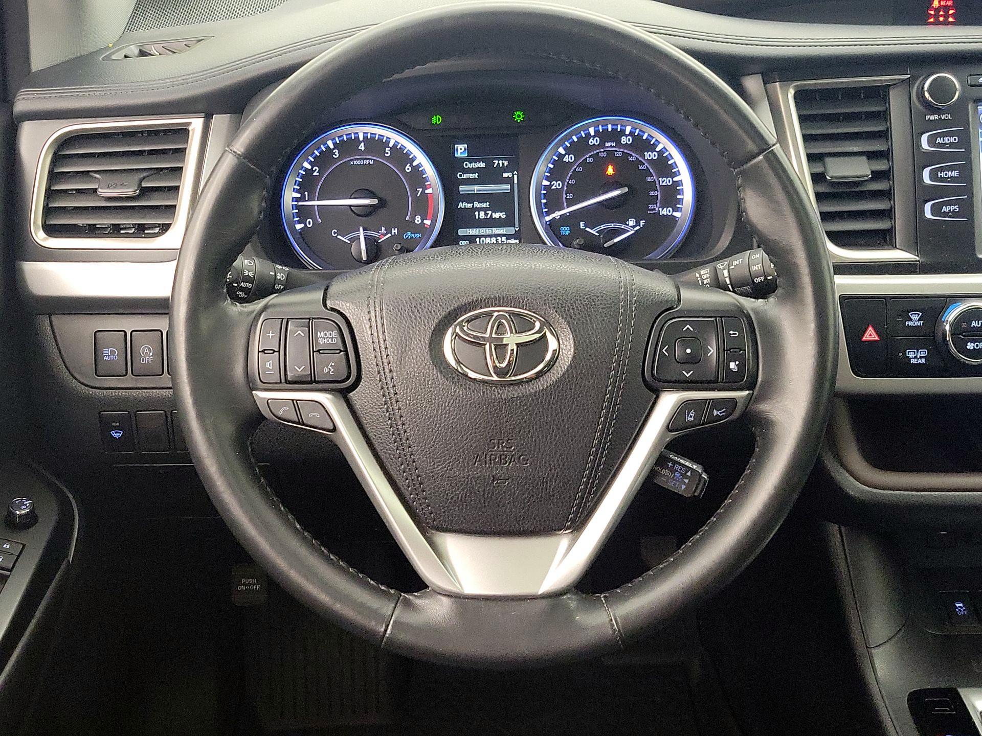 Thumbnail: 2019 Toyota Highlander - 10