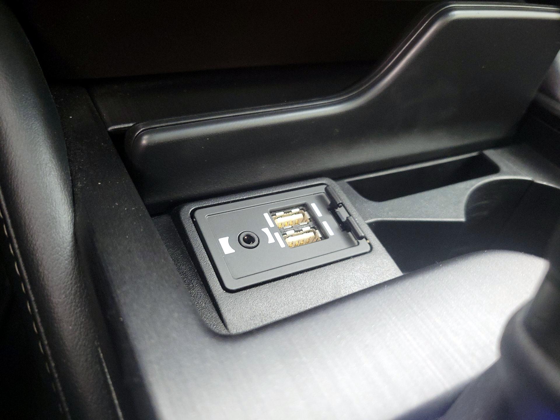 Thumbnail: 2019 Lexus ES - 18