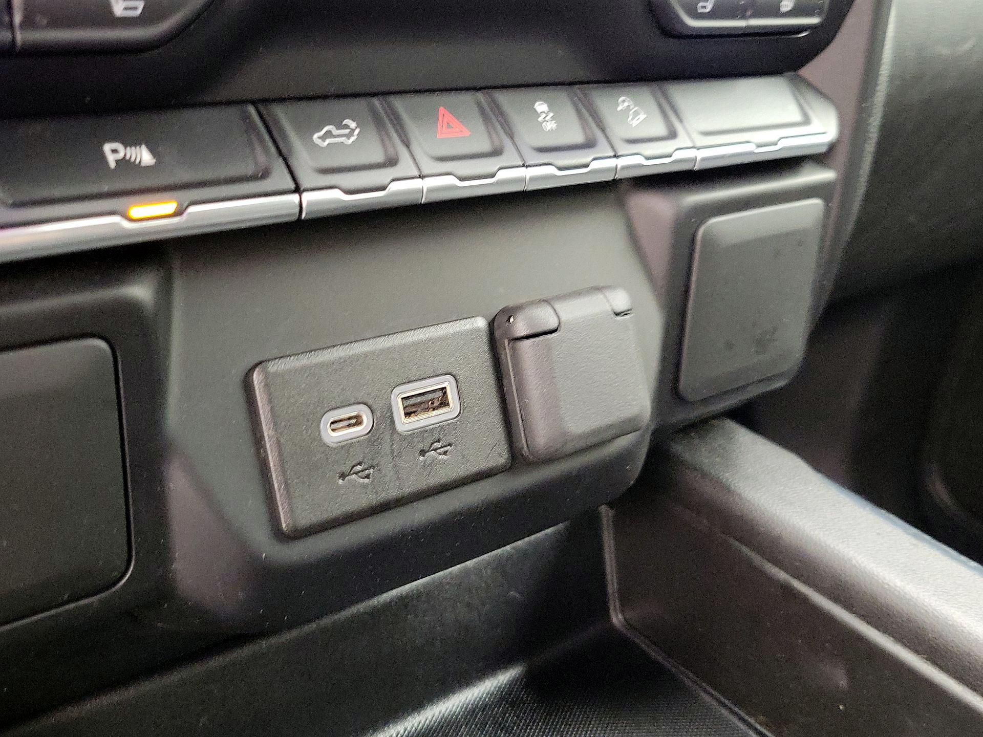 Thumbnail: 2022 GMC Sierra 1500 - 18