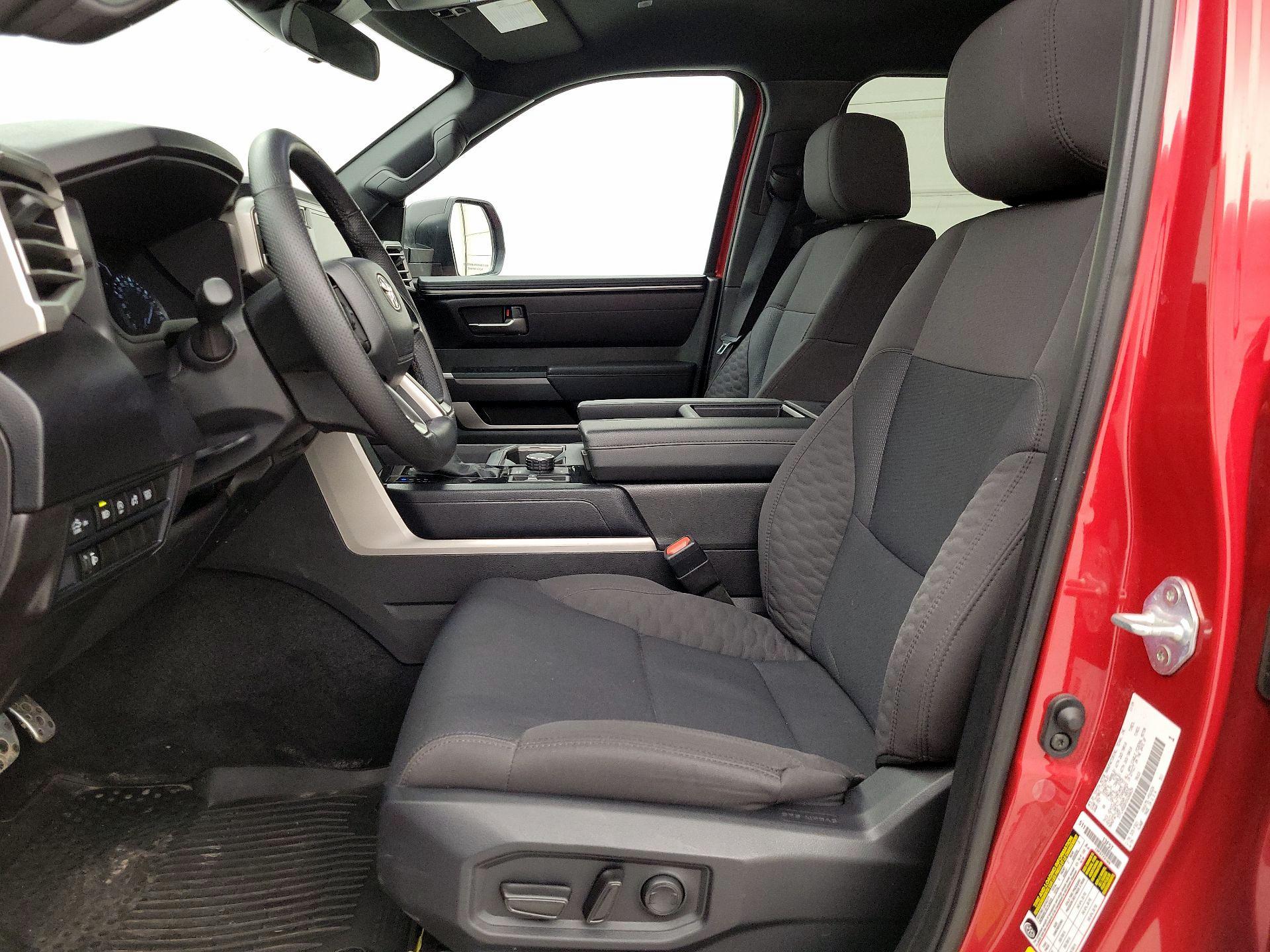 Thumbnail: 2025 Toyota Tundra - 11