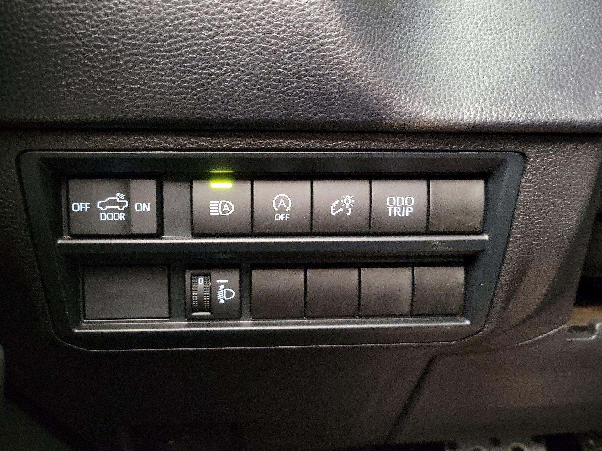 Thumbnail: 2025 Toyota Tundra - 13