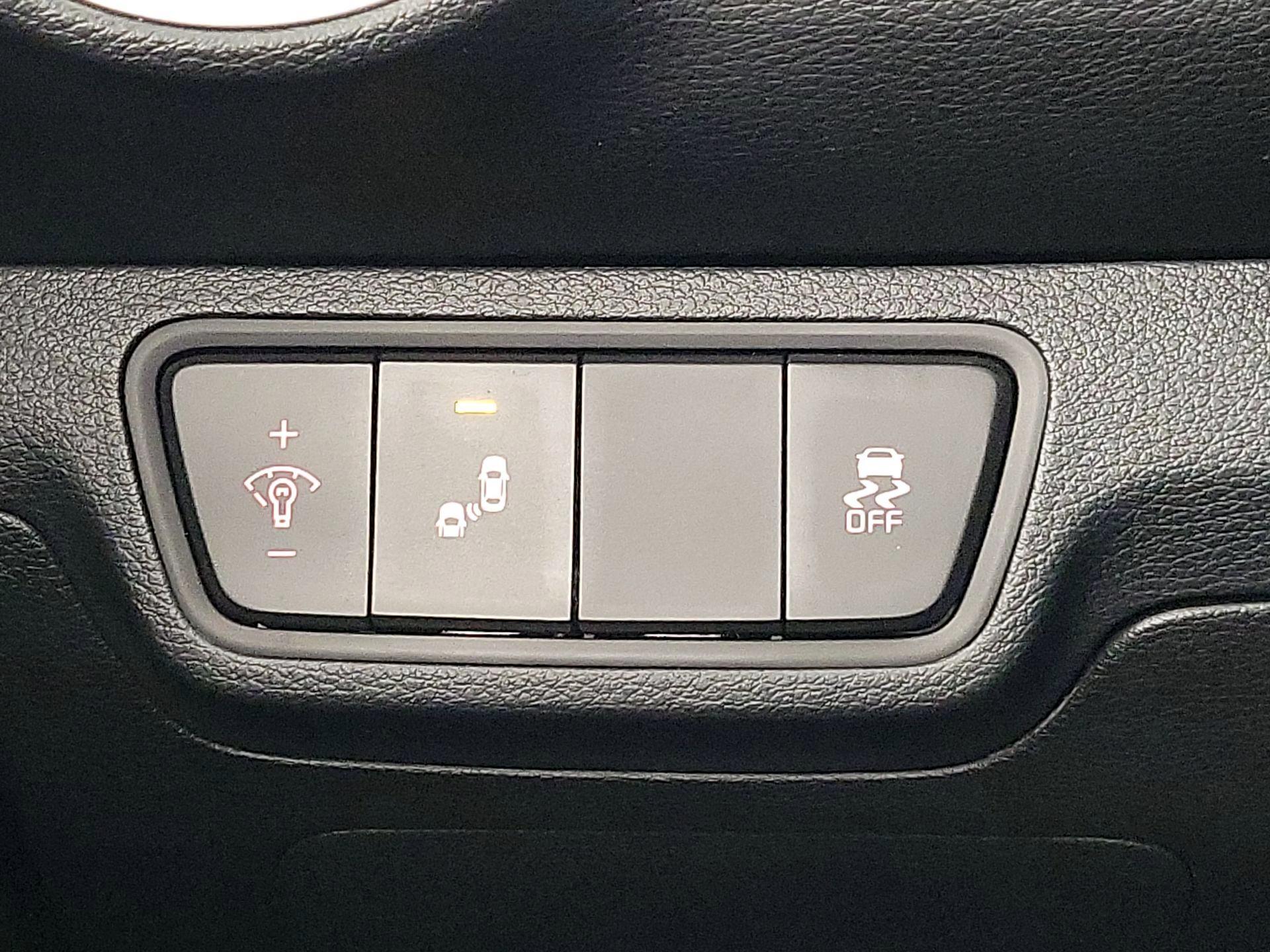 Thumbnail: 2024 Kia Forte - 13