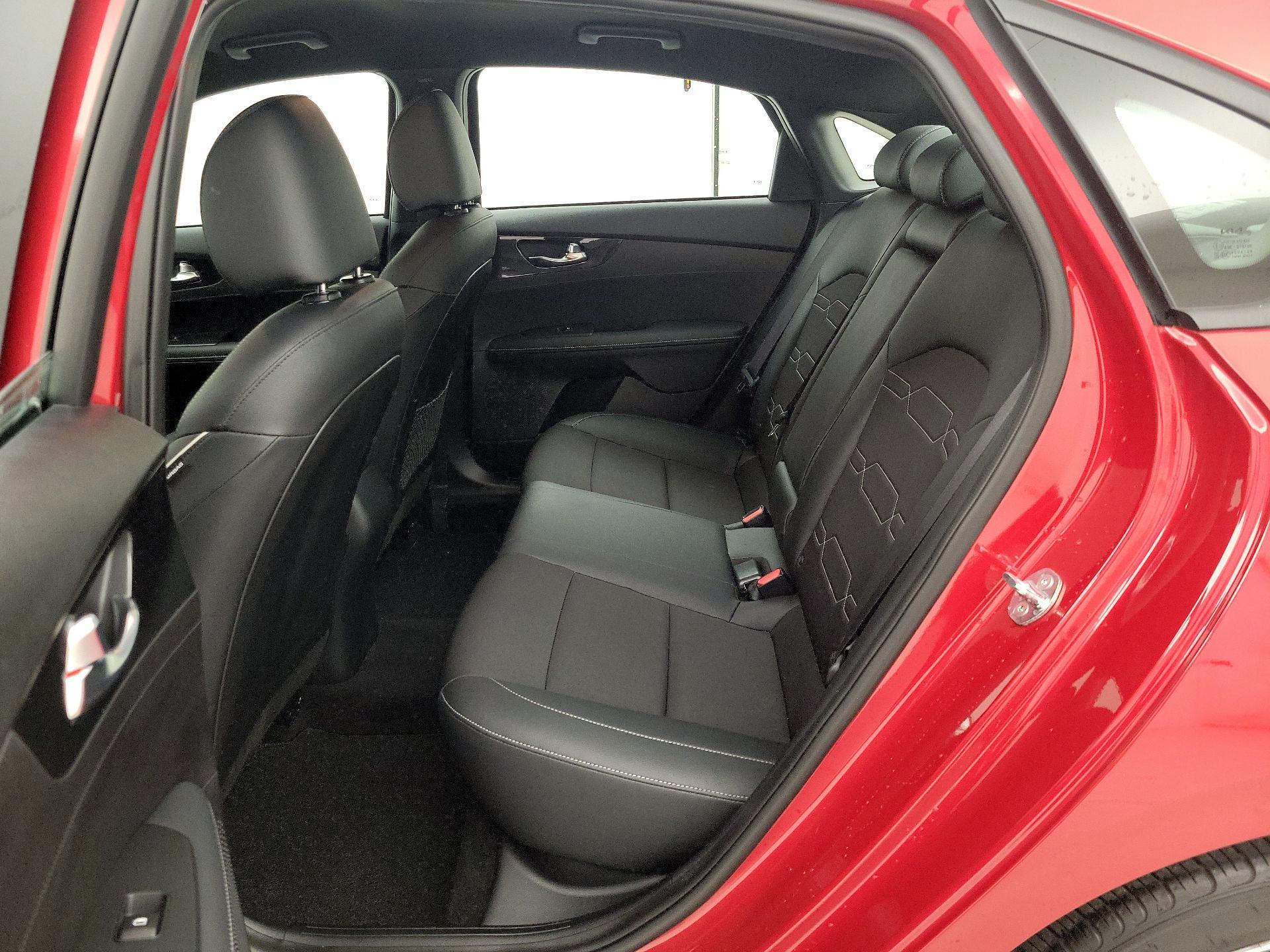 Thumbnail: 2024 Kia Forte - 20