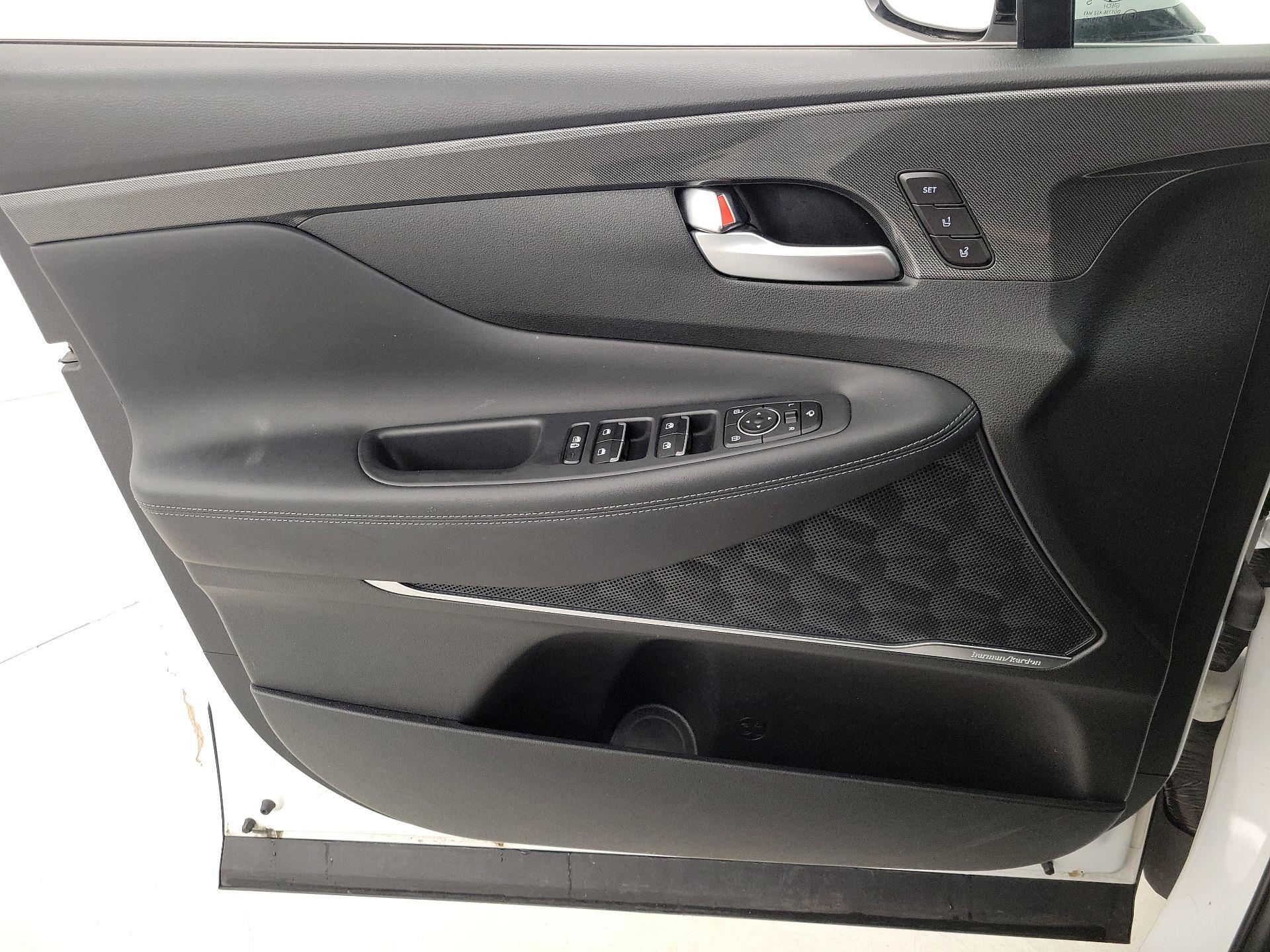 Thumbnail: 2023 Hyundai Santa Fe - 12