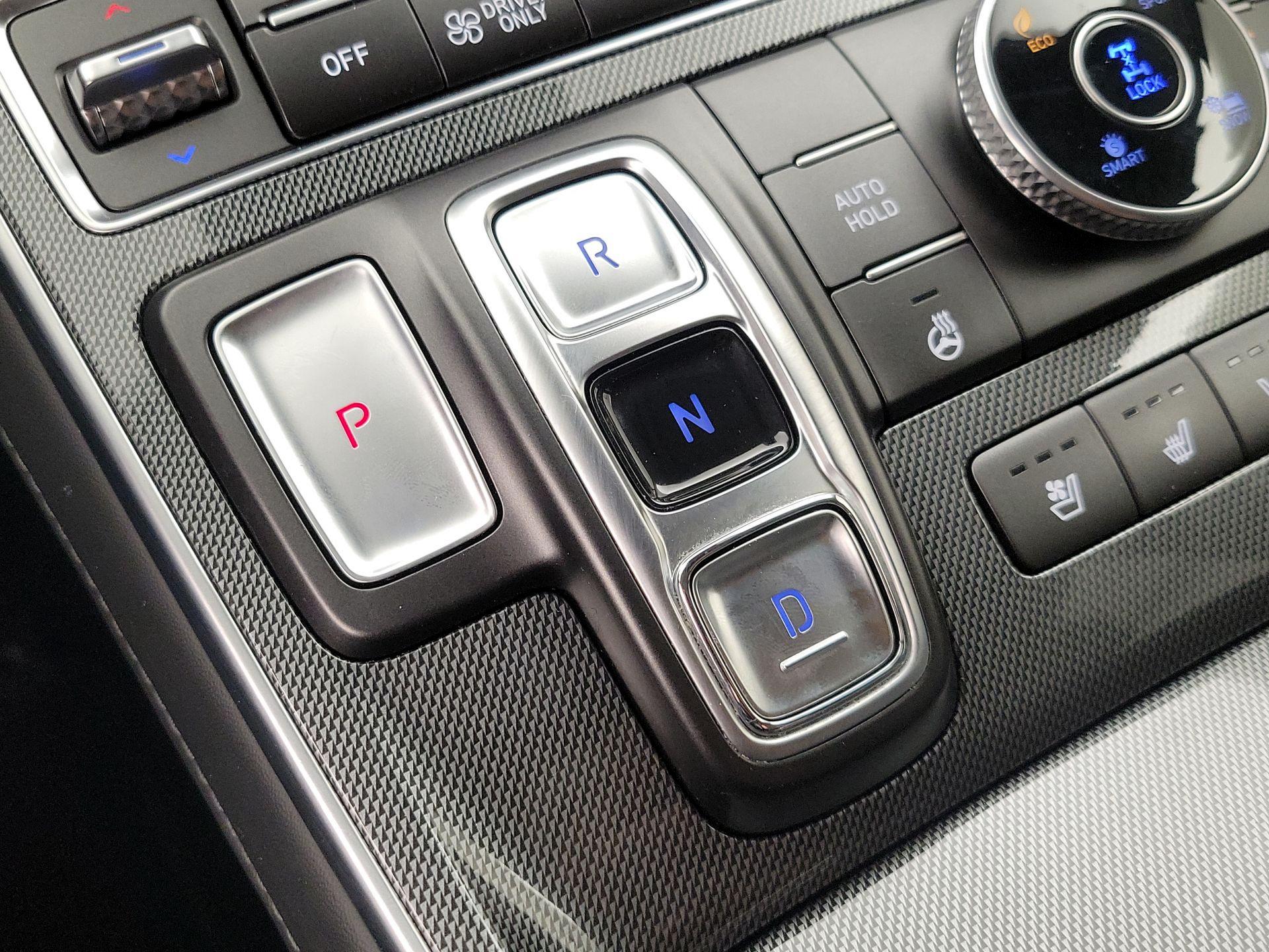 Thumbnail: 2023 Hyundai Santa Fe - 18