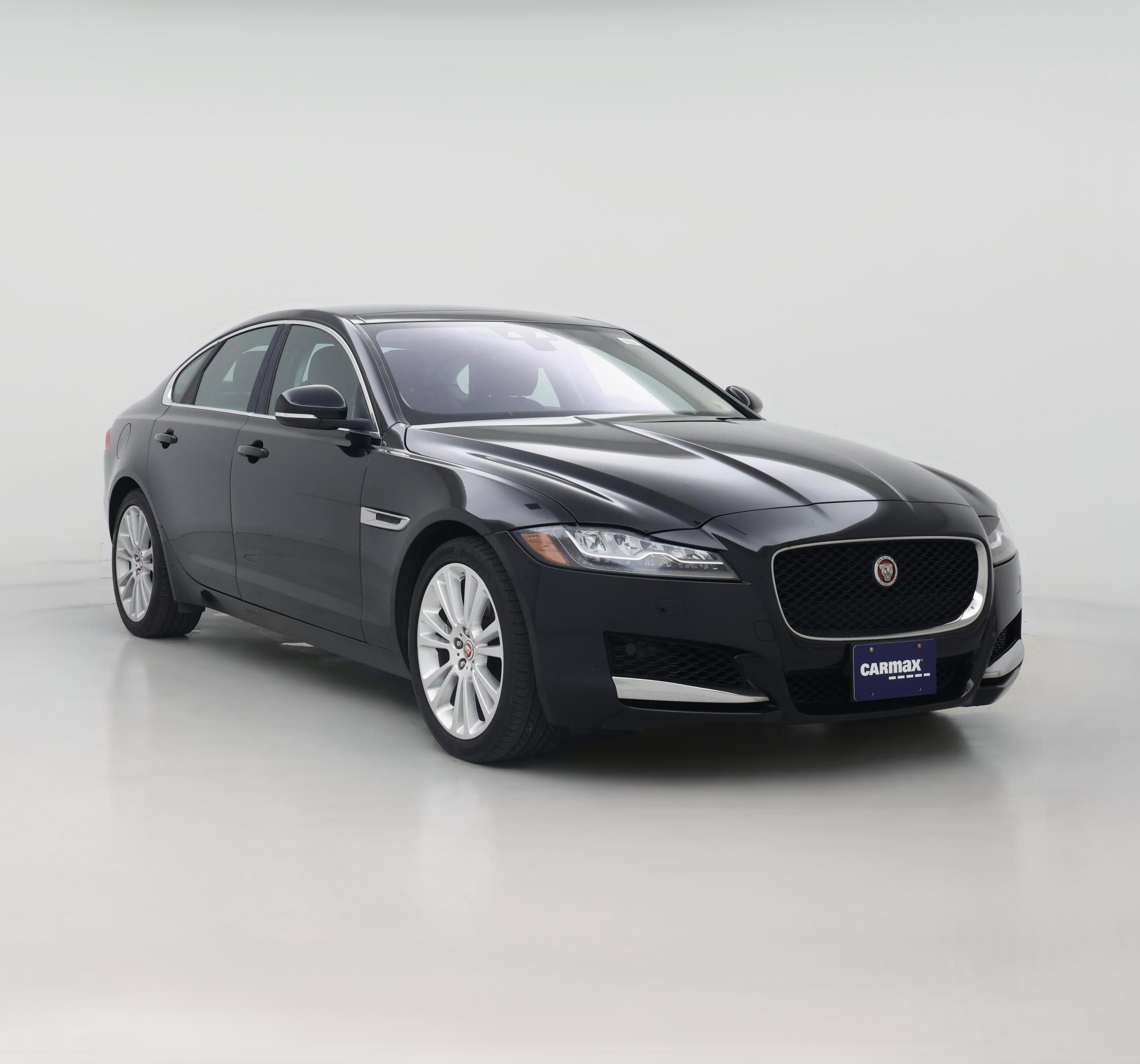 Thumbnail: 2018 Jaguar XF - 1