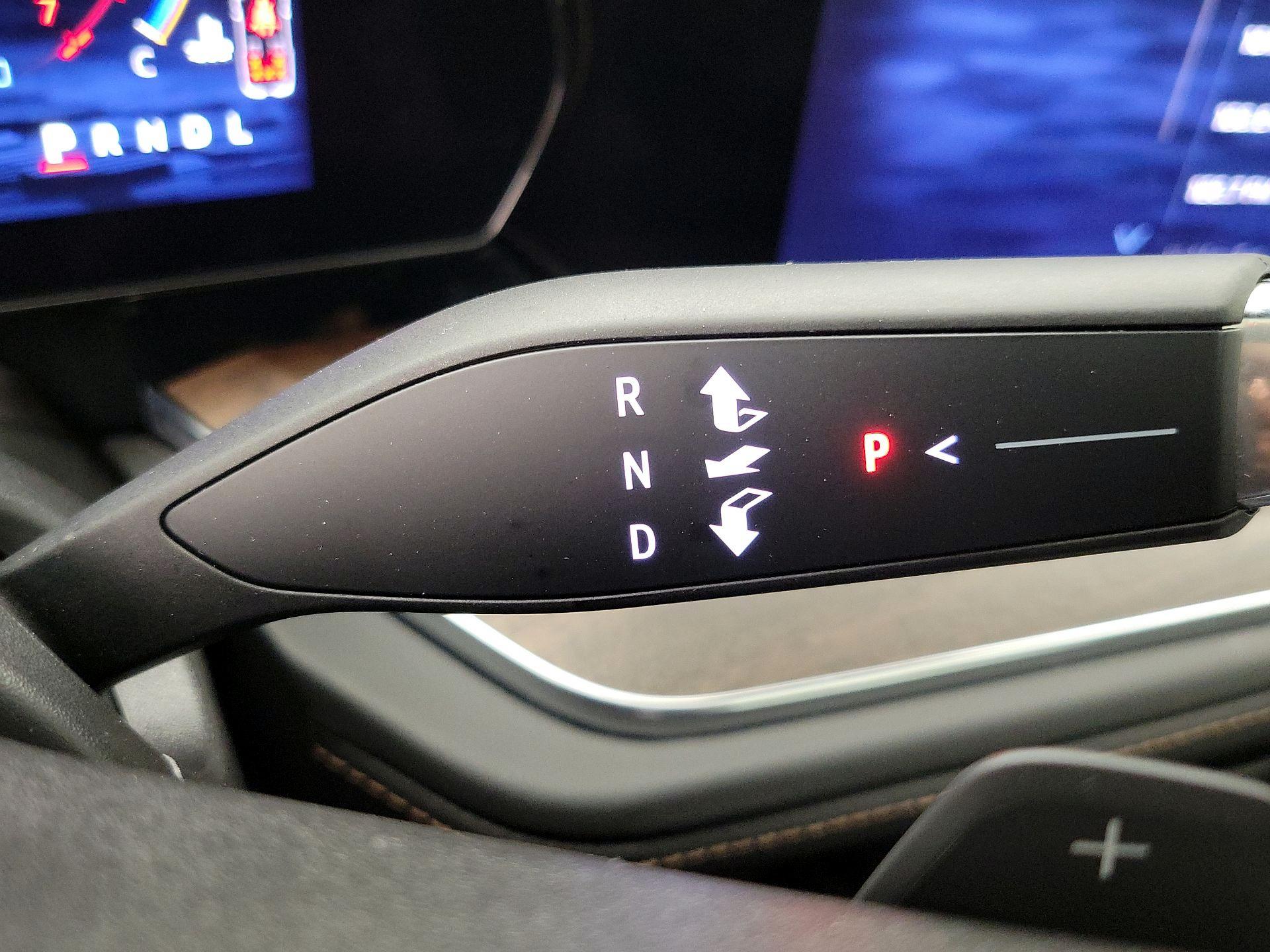 Thumbnail: 2025 Chevrolet Suburban - 17