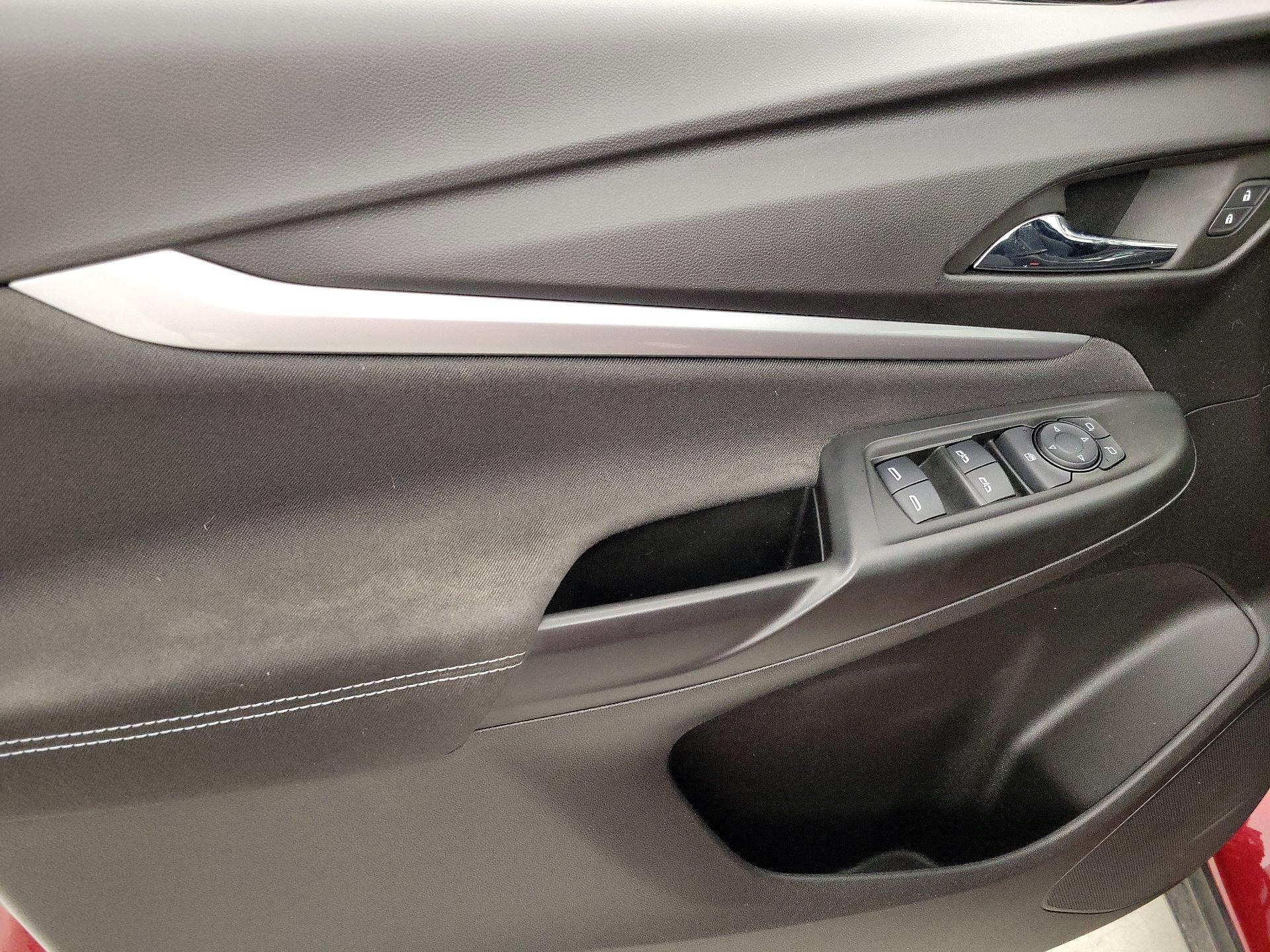 Thumbnail: 2023 Chevrolet Bolt EUV - 12