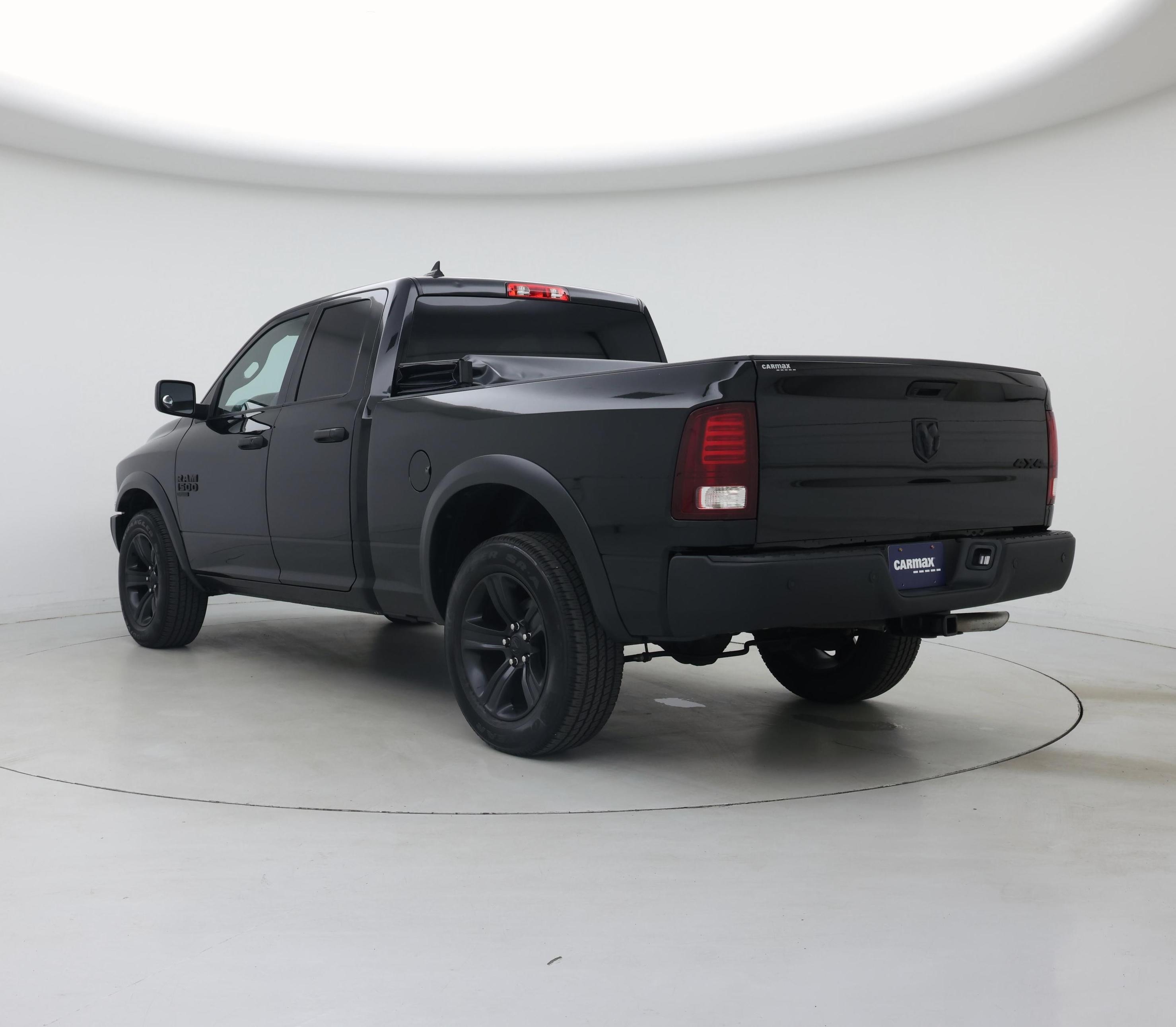 Thumbnail: 2022 RAM 1500 Classic - 2
