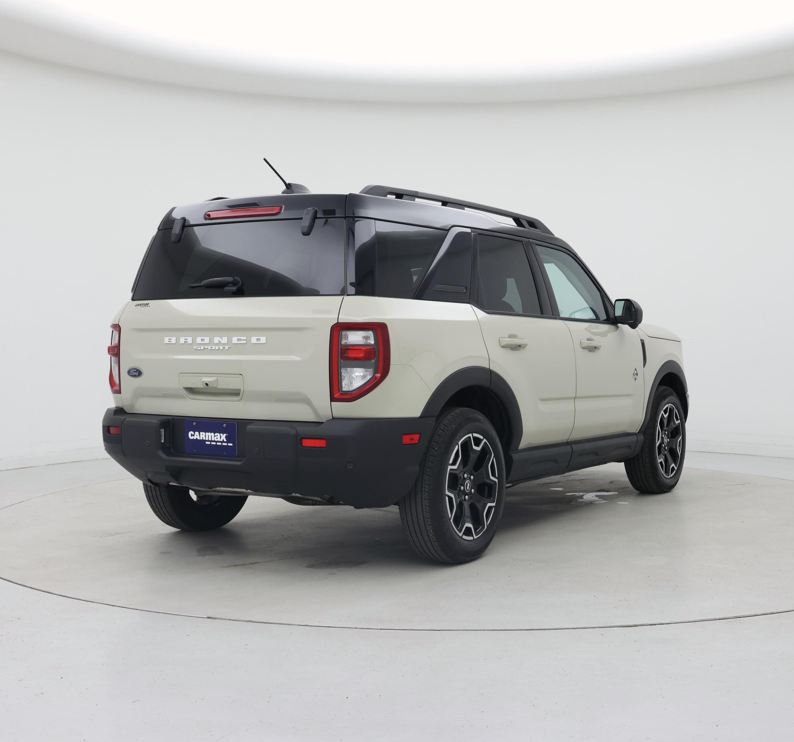 Thumbnail: 2025 Ford Bronco Sport - 8